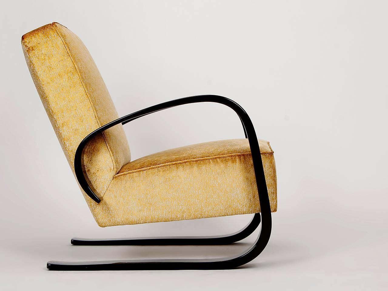 Mid-Century Modern Cantilever Lounge Chair by Miroslav Navratil for Spojene UP Zavody, 1950s For Sale
