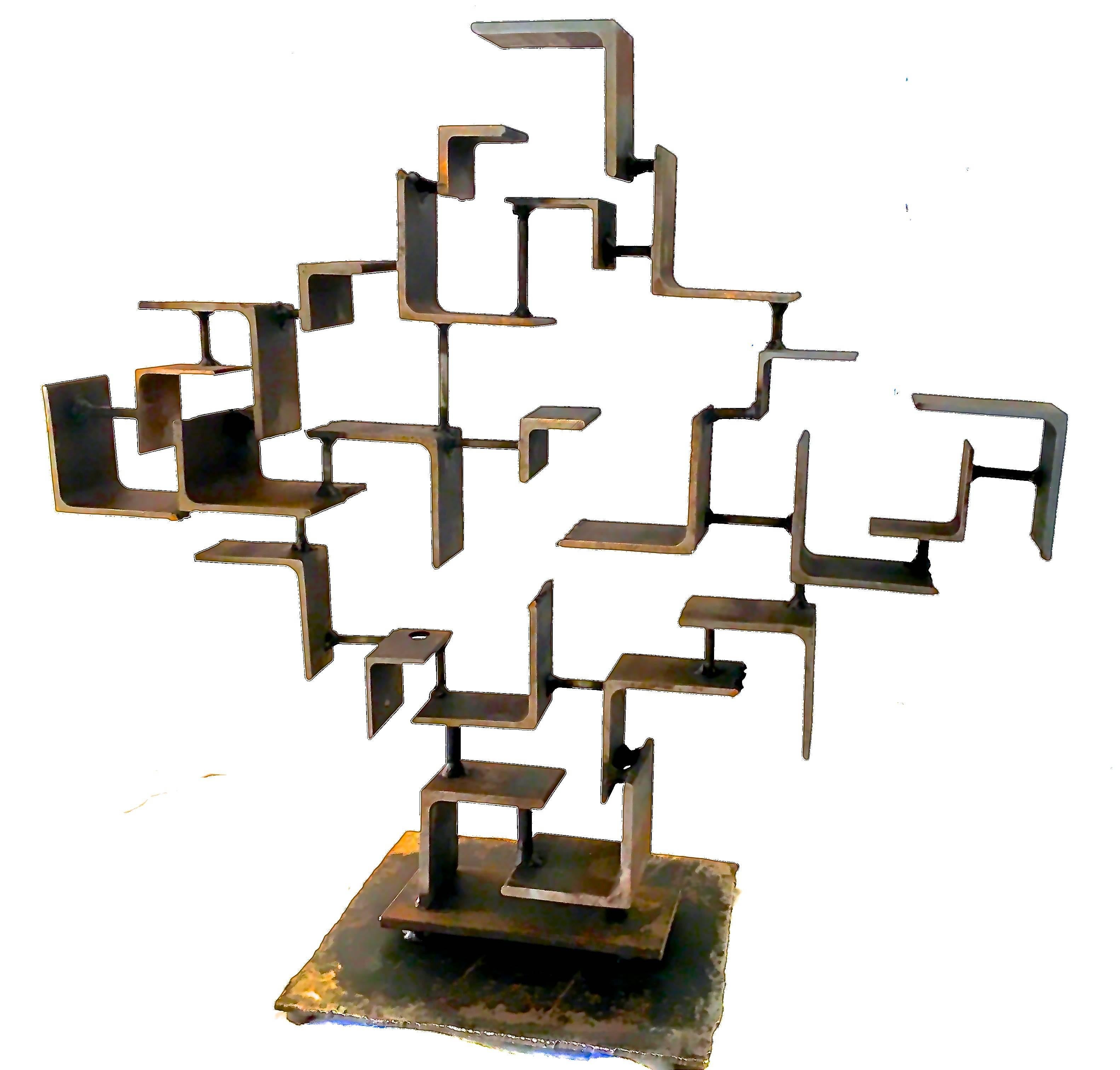 From every angle a new perspective is revealed of this striking Brutalist sculpture in welded raw steel. A transitional piece of art it is perfect for any interior or landscape design project.
  