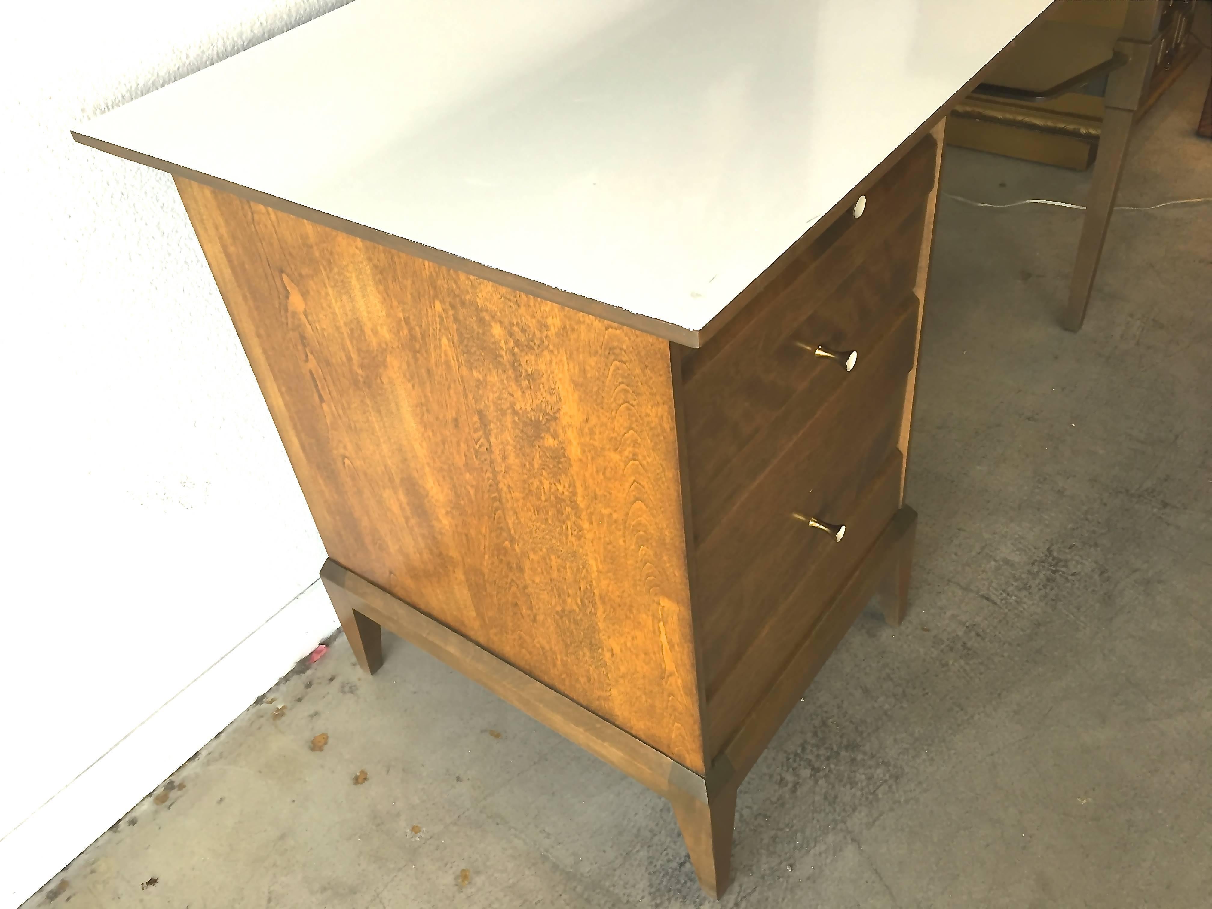 Hand-Crafted Heywood-Wakefield Mid-Century Modern Desk For Sale