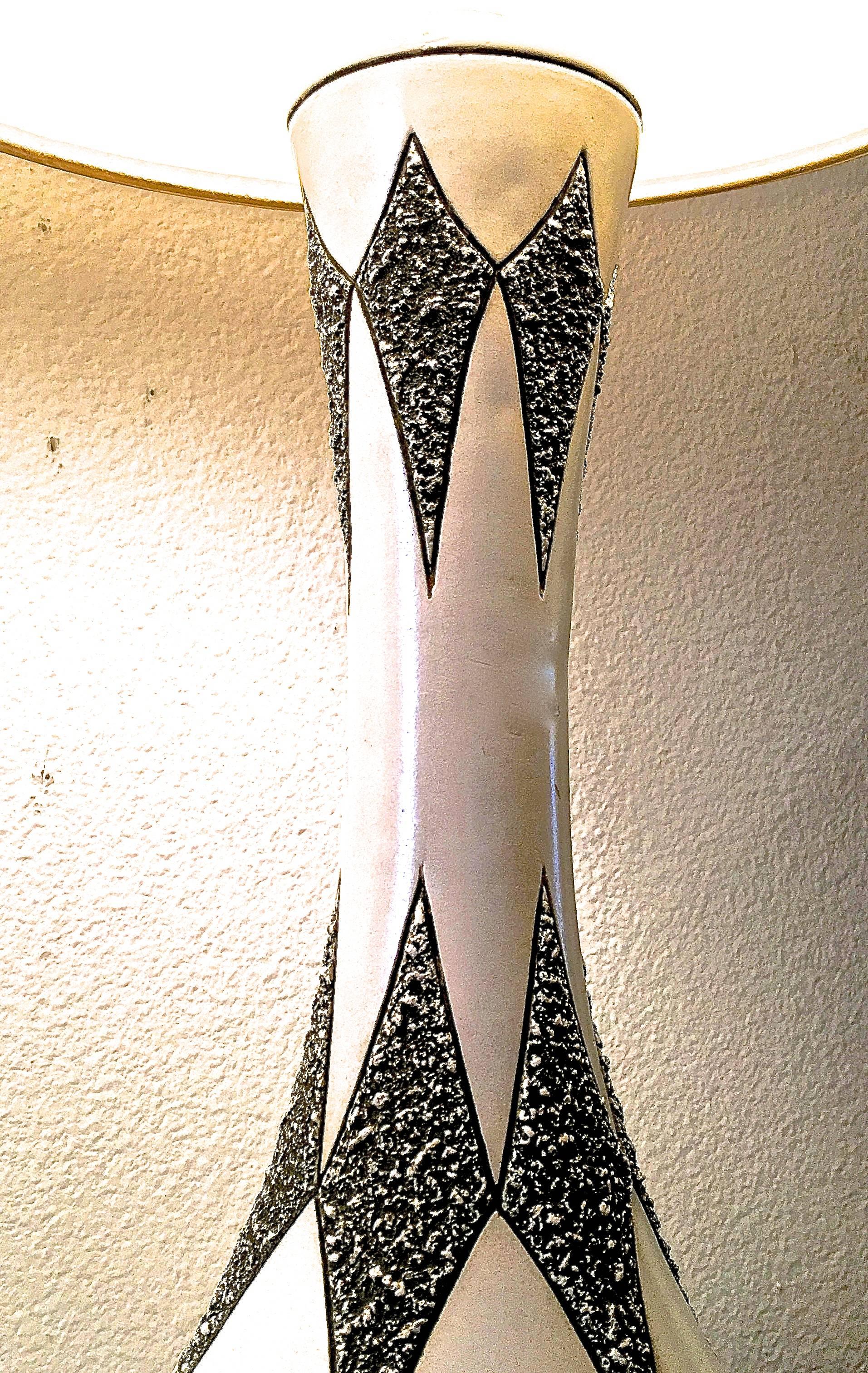 Mid-20th Century Mid-Century Modern Harlequin Pattern Textured Ceramic Genie Bottle Lamp, Pair