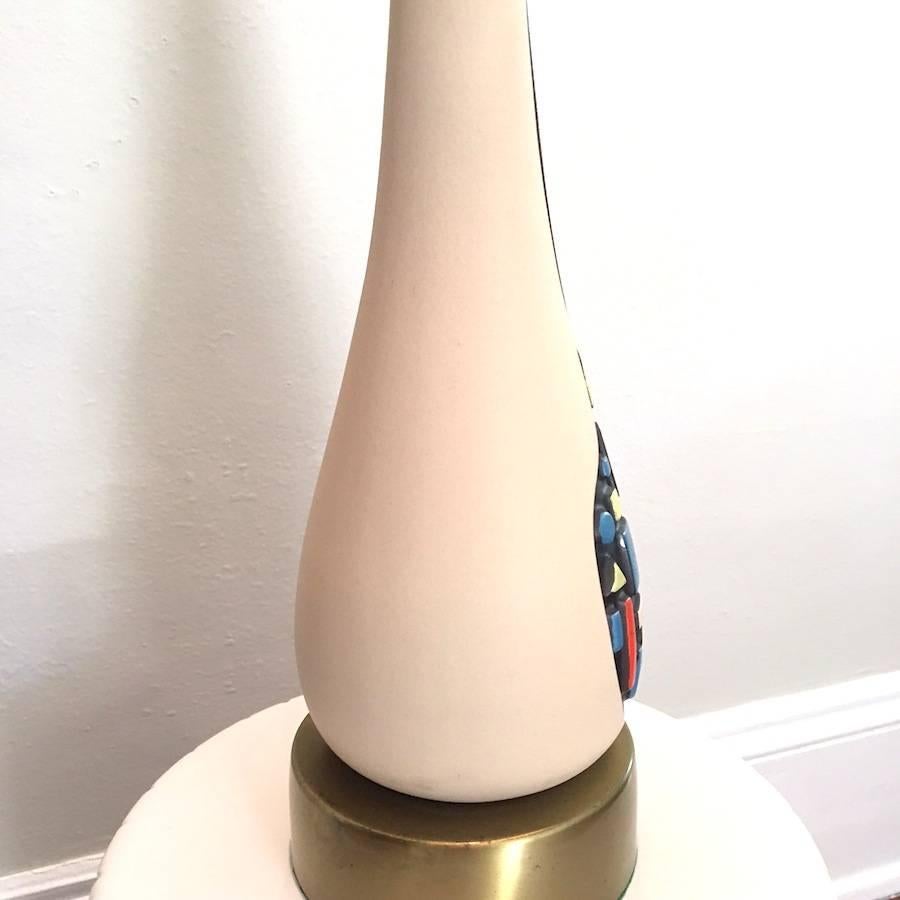 Mid-Century Modern Geometric Ceramic Lamp In Excellent Condition For Sale In Palm Springs, CA