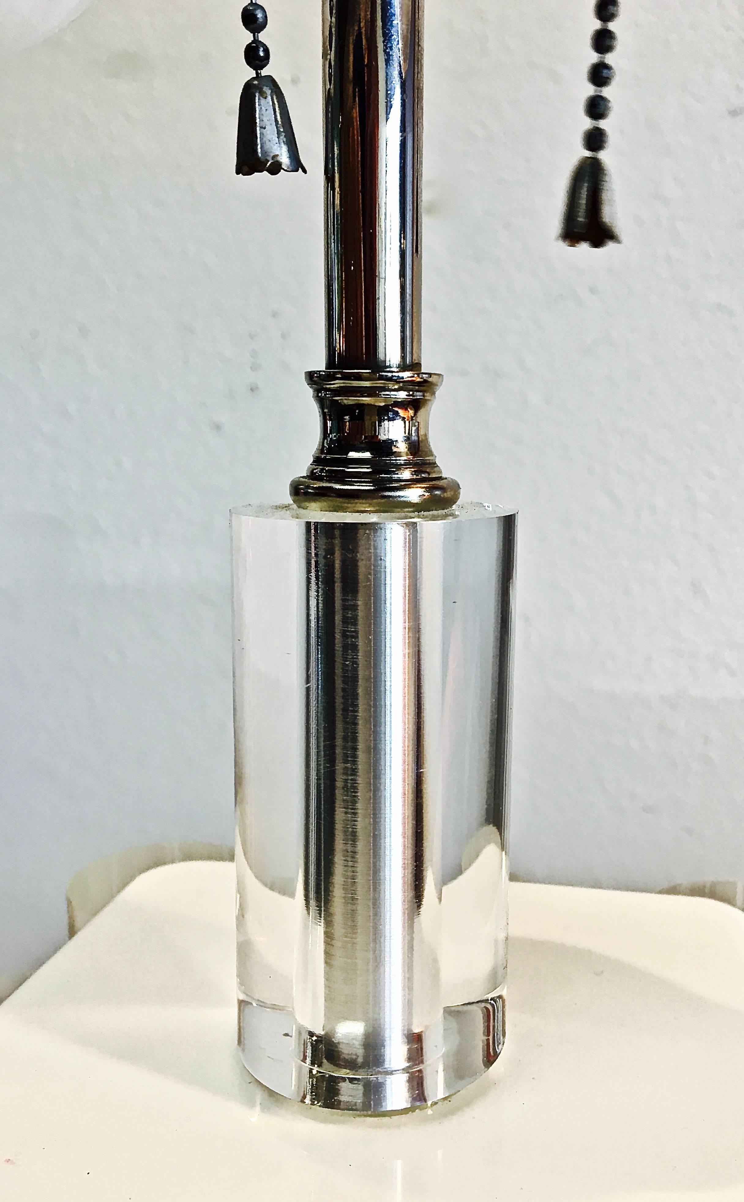 Charles Hollis Jones Mid-Century Modern Lucite Column Lamp, Pair For Sale 3