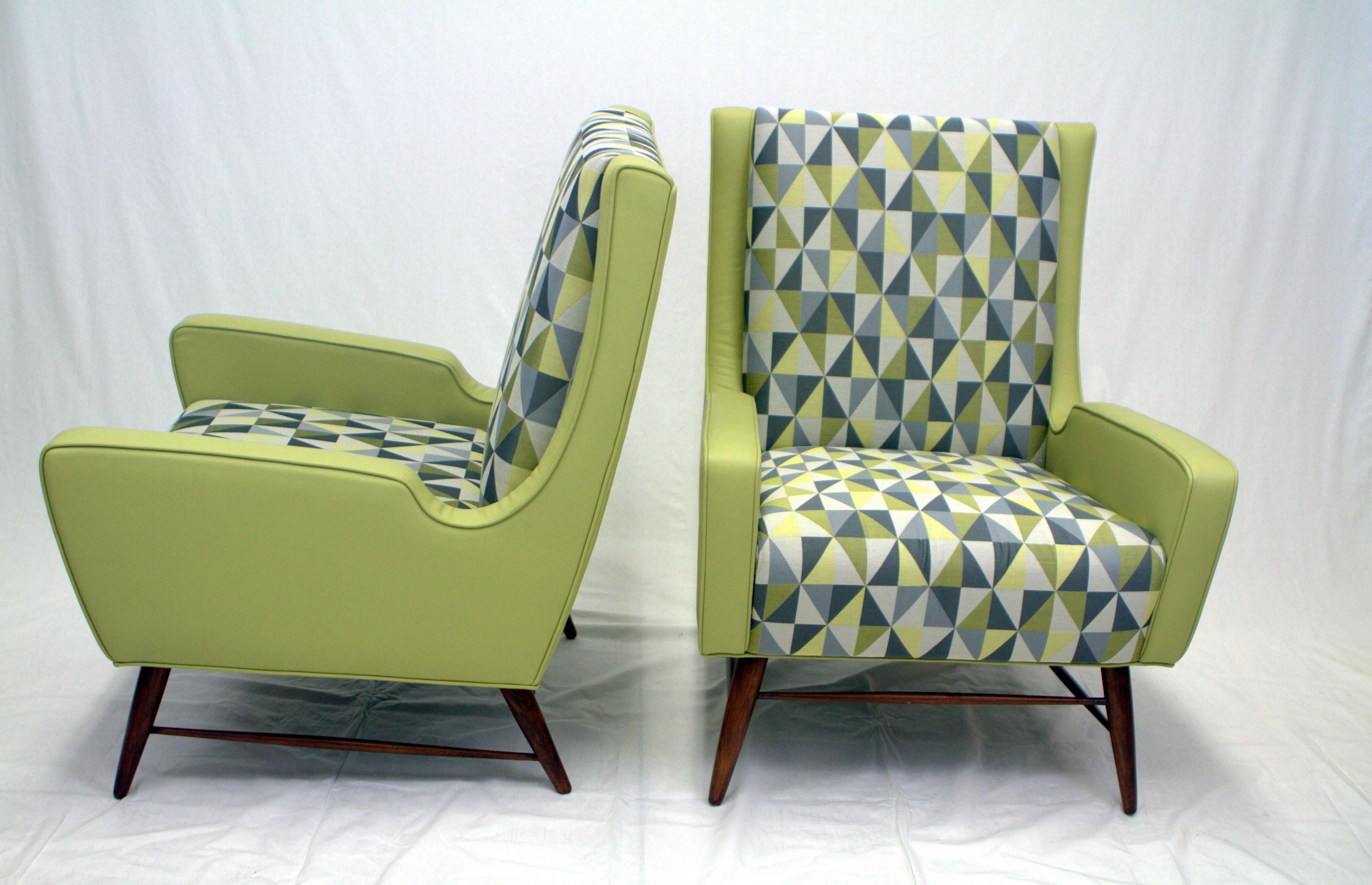 Mid-20th Century Pair of Italian Lounge Chairs in the Style of Gio Ponti