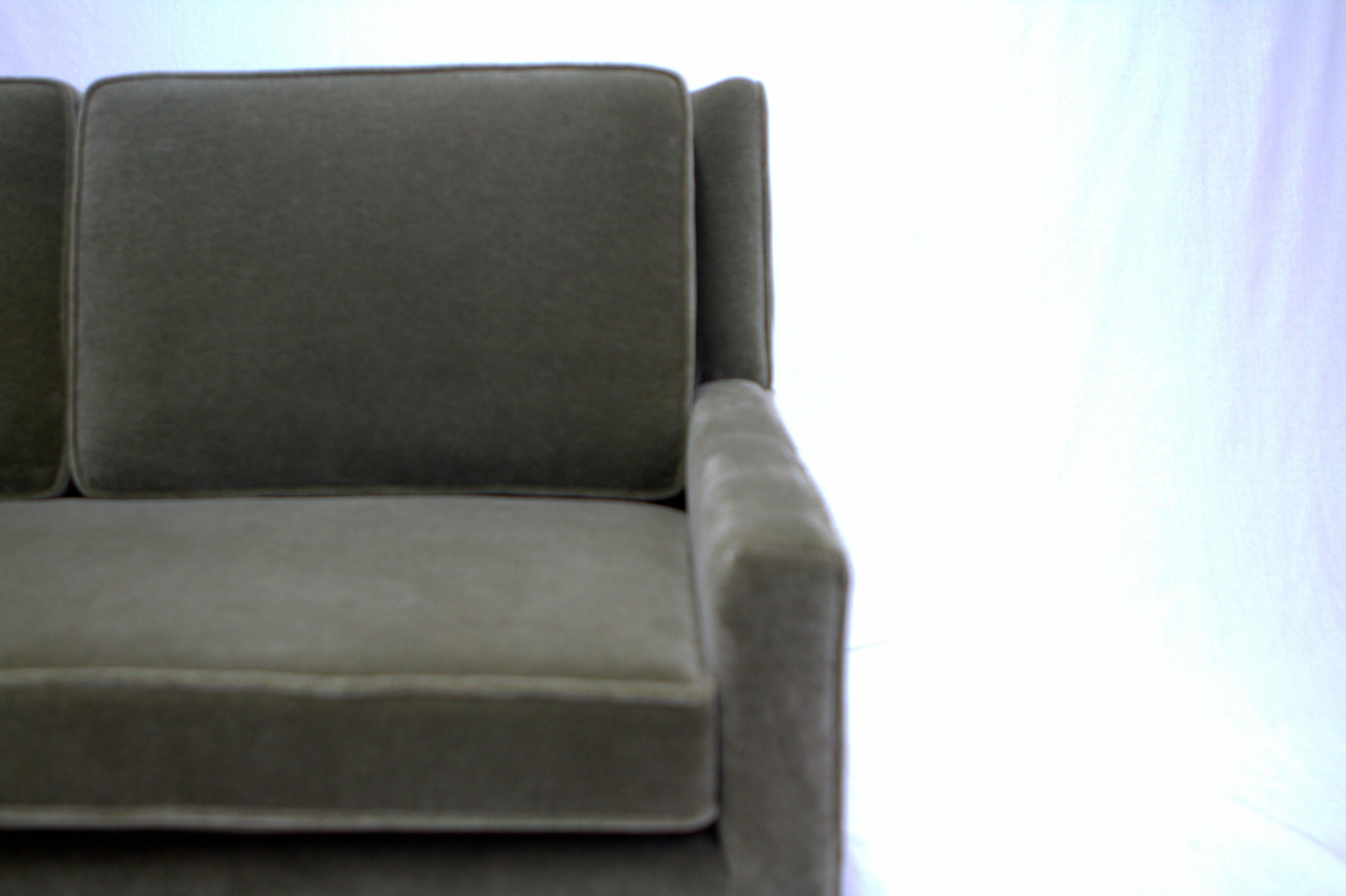 Paul McCobb Directional Loveseat in Olive Mohair In Excellent Condition In Chicago, IL