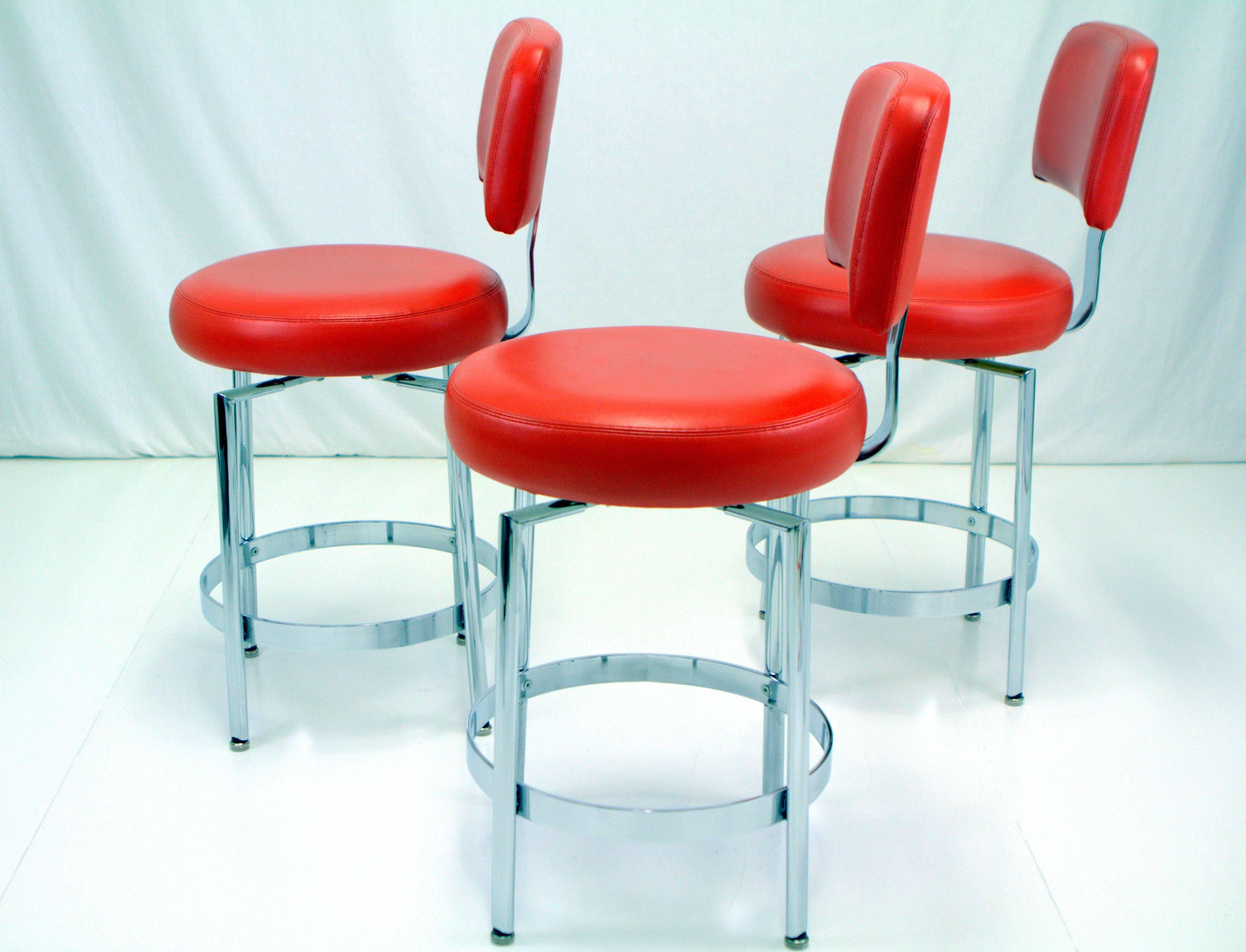 American Set of Three Modernist Chrome Counter Height Swivel Stools by Tri-Mark Tulip