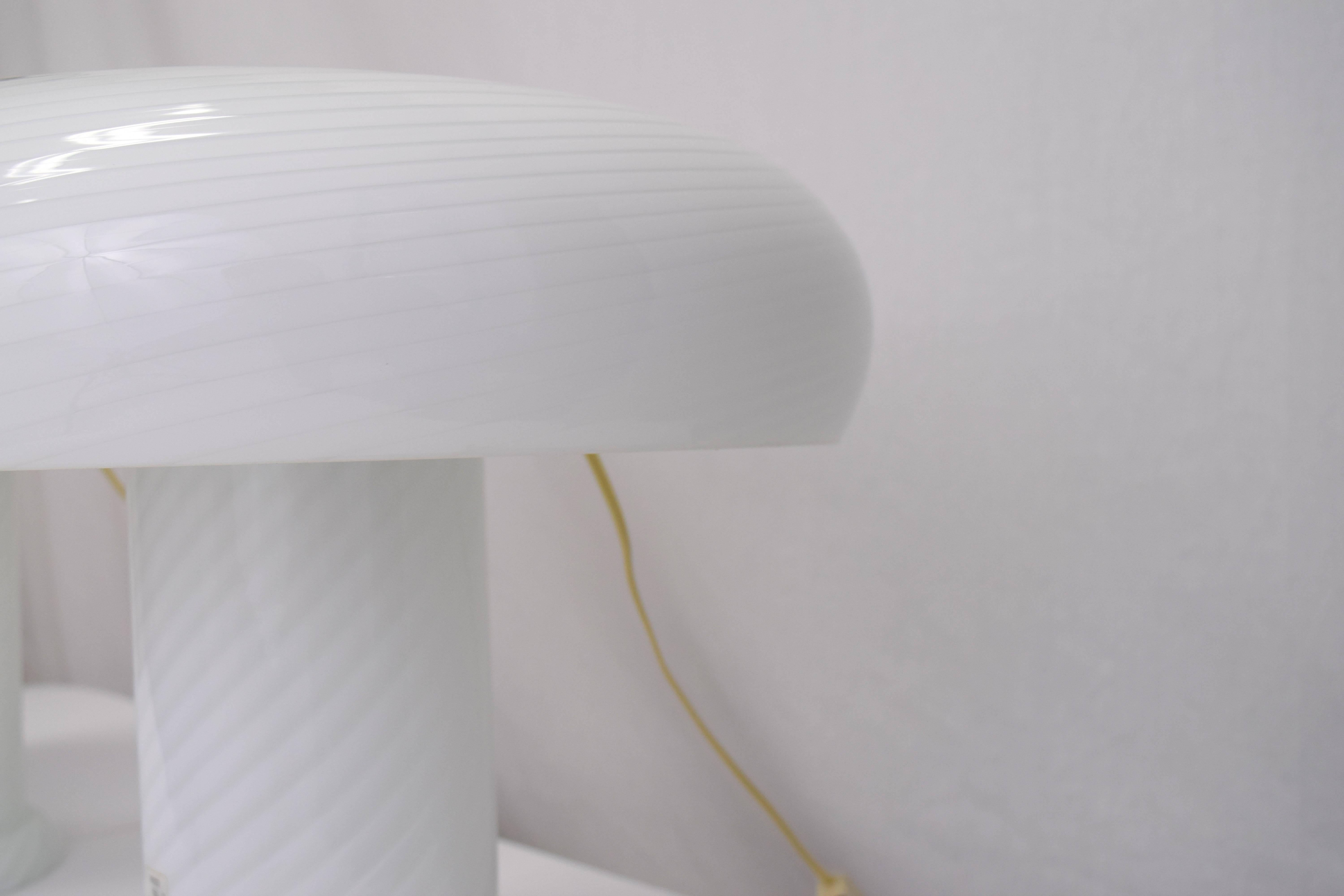 Vetri Murano Swirl Glass Mushroom Lamps, Pair For Sale 2