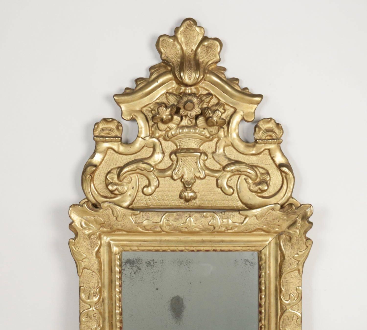 Régence French Regence Period, Hand-Carved Giltwood Front-Top Mirror