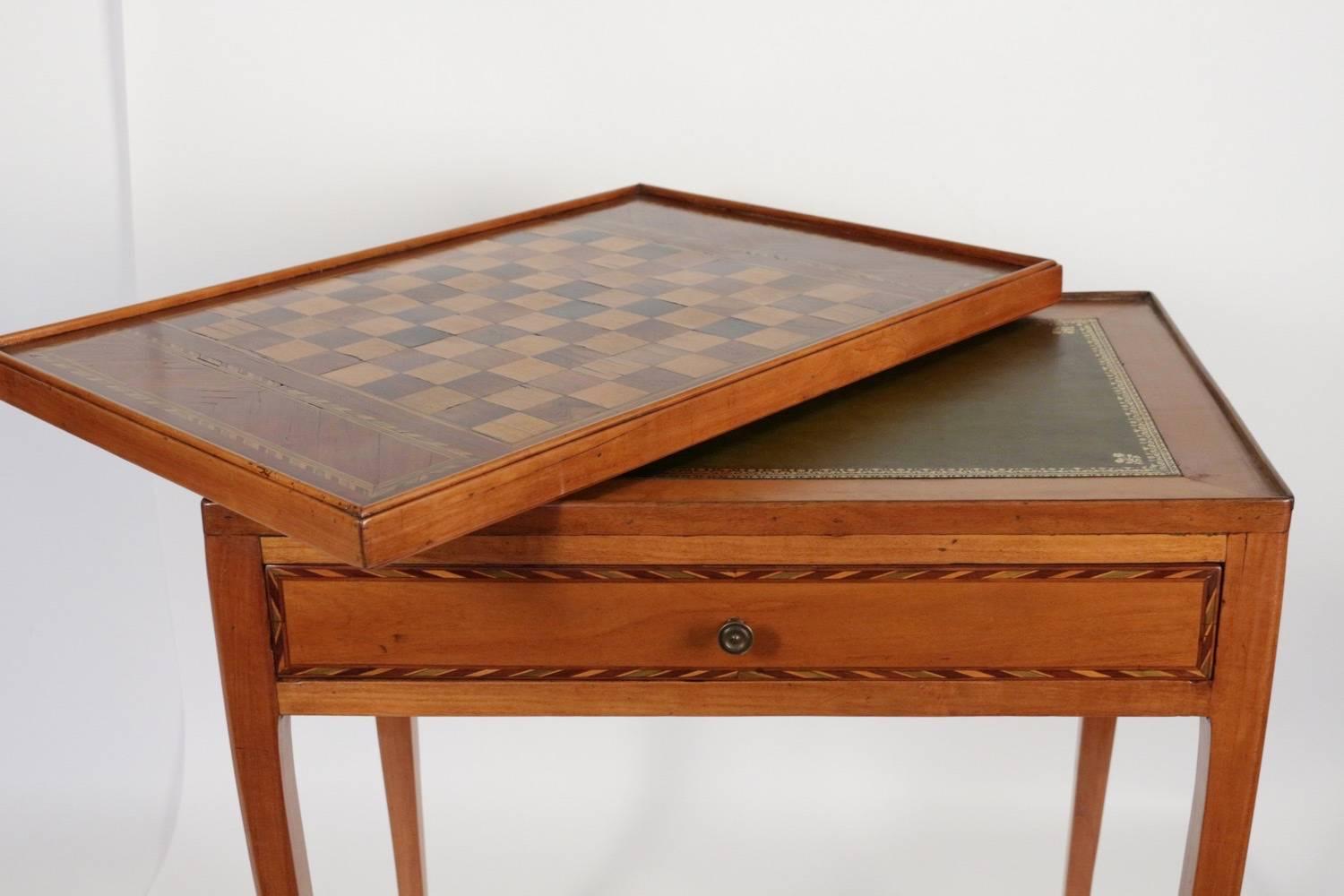 French Transition Period, circa 1765 Reversible Desk and Game Table In Excellent Condition In Saint Ouen, FR