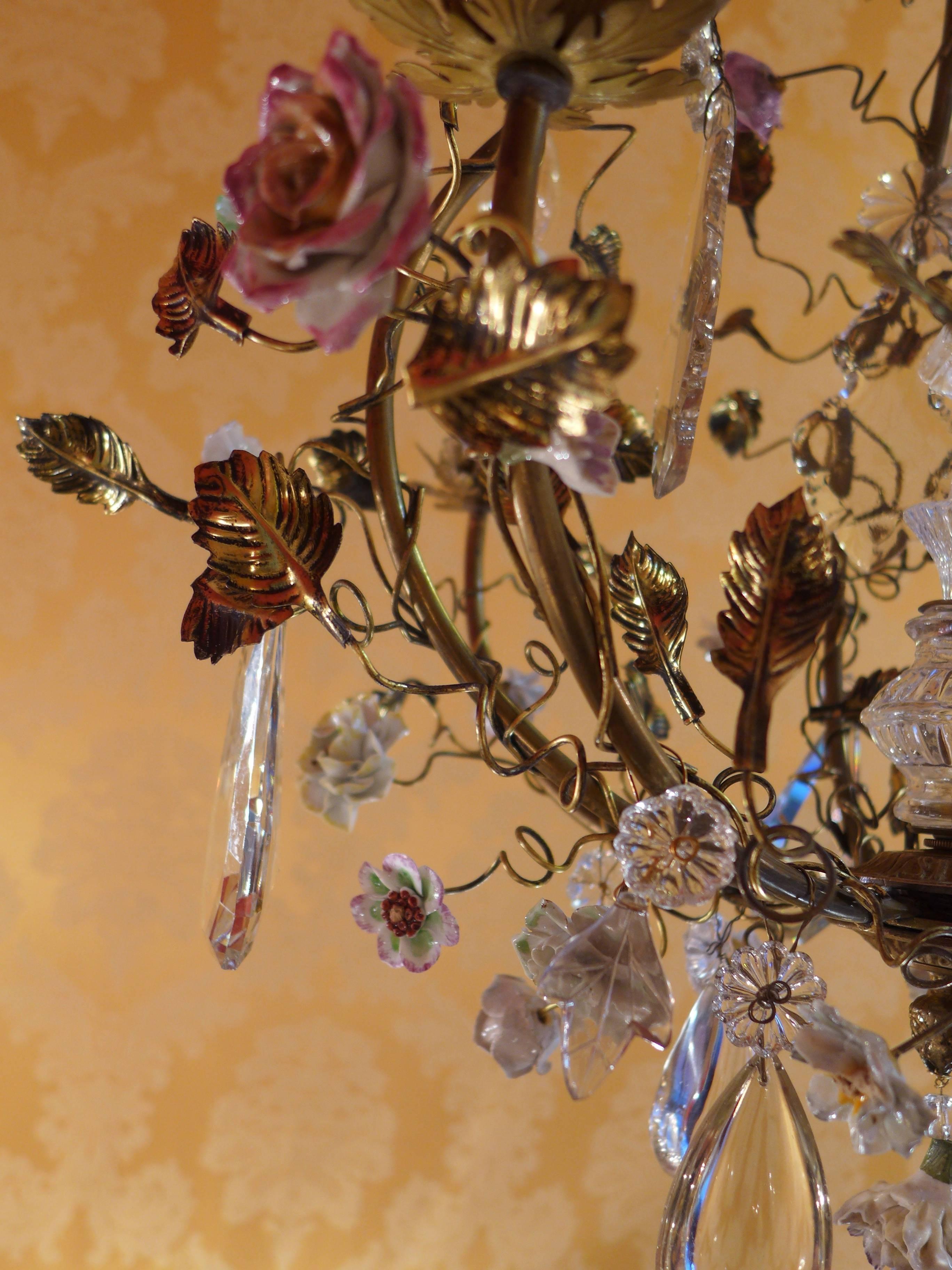 19th Century French Louis XV Style Gilt Bronze Chandelier with Porcelain Flowers and Chrystal