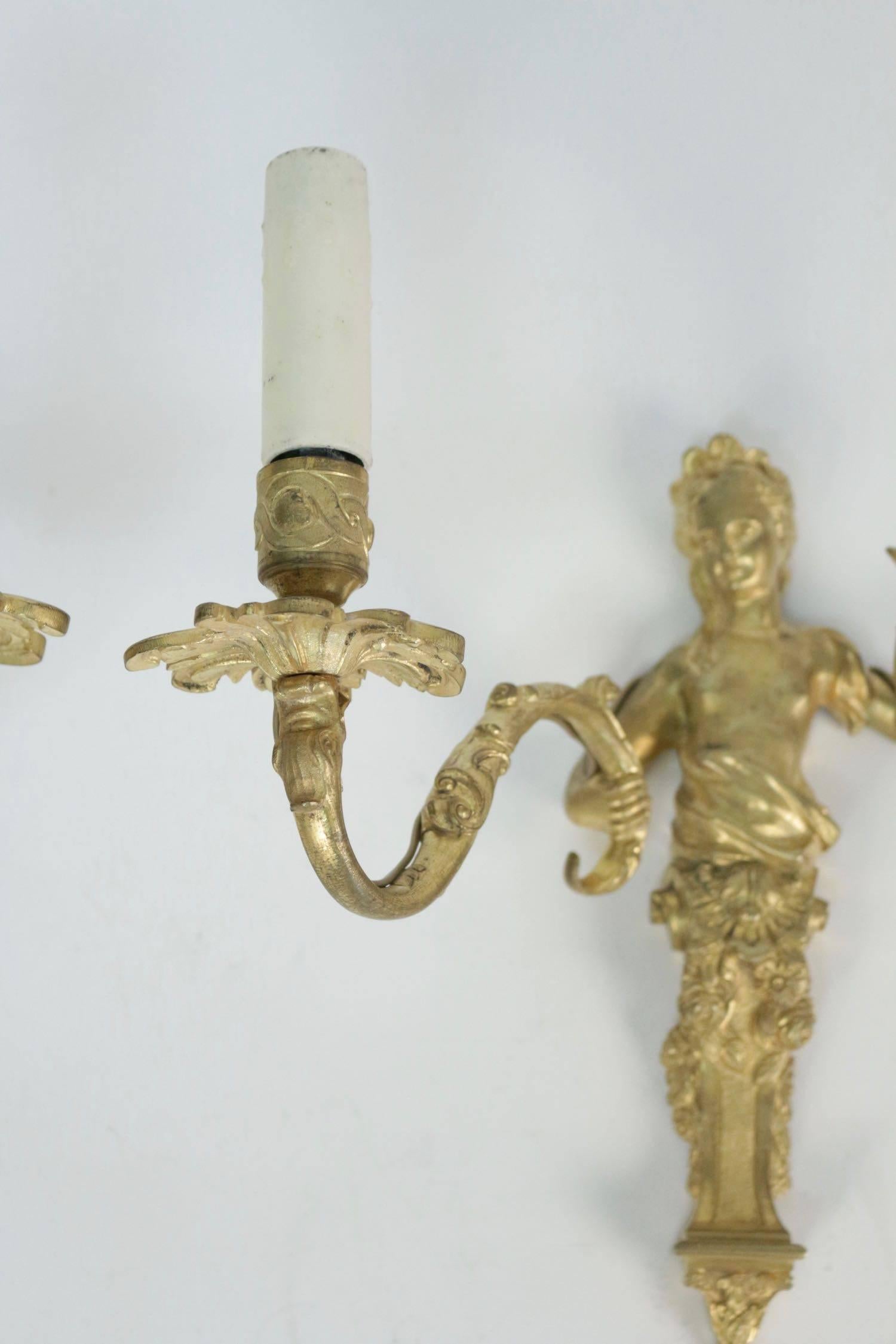 Regency Pair of French Regence Style Ormolu Sconces, Mid-19h Century For Sale