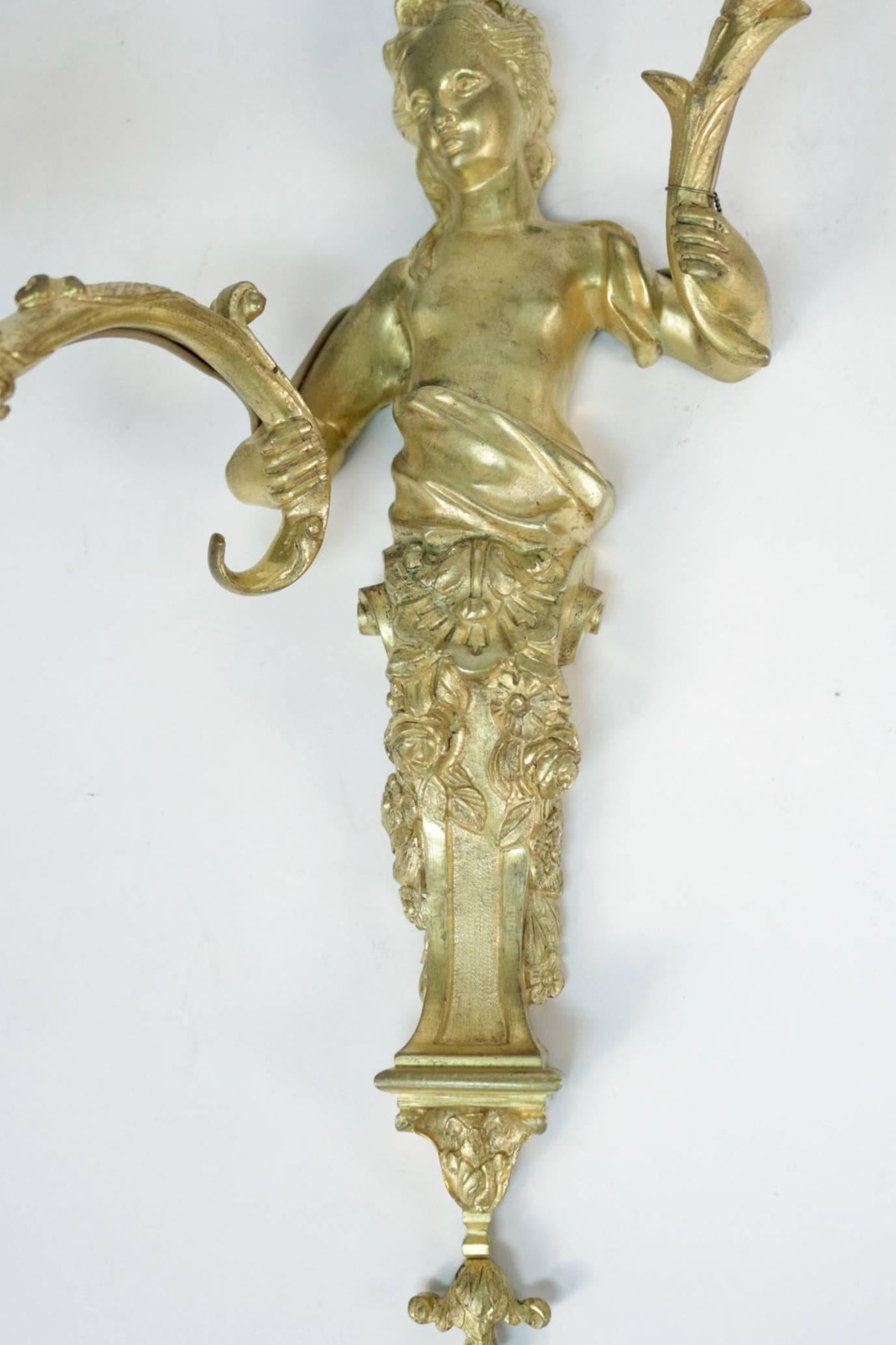 Pair of French Regence Style Ormolu Sconces, Mid-19h Century For Sale 4
