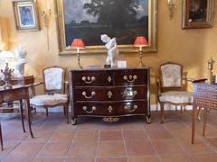 French Regence Period Kingwood Serpentine Commode, circa 1710