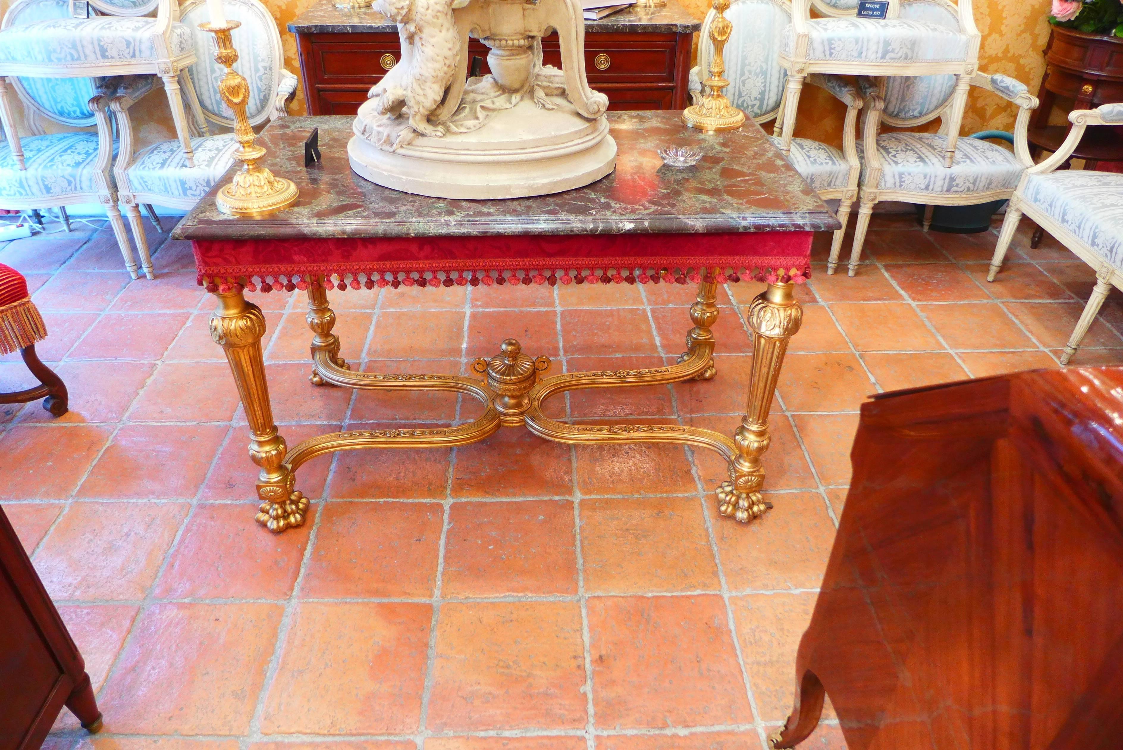 French Late-19h Century Giltwood Console Table, circa 1890 For Sale 4