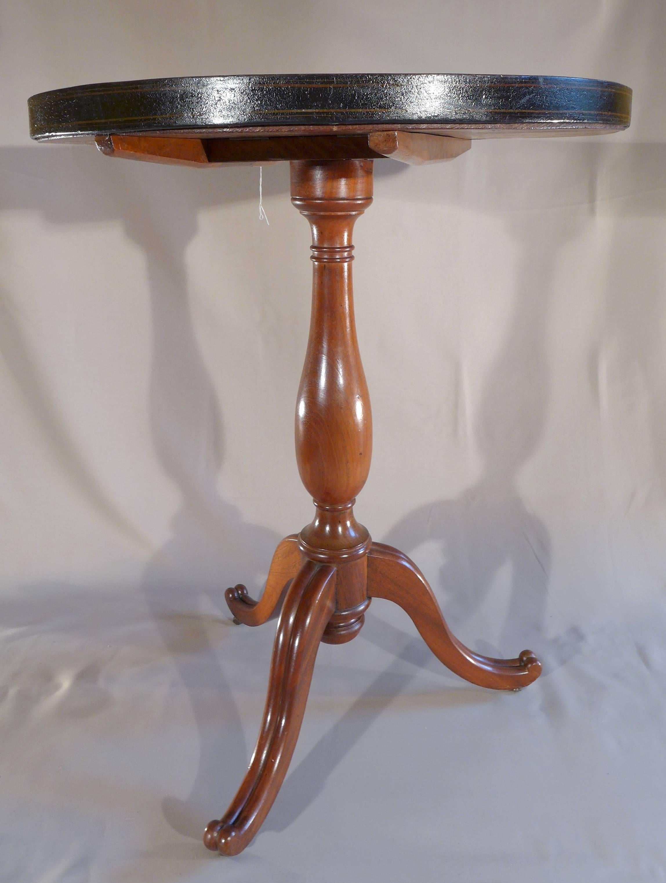 French Louis XVI Period, Mahogany and Painted Iron Round Pedestal Table, circa 1780 For Sale