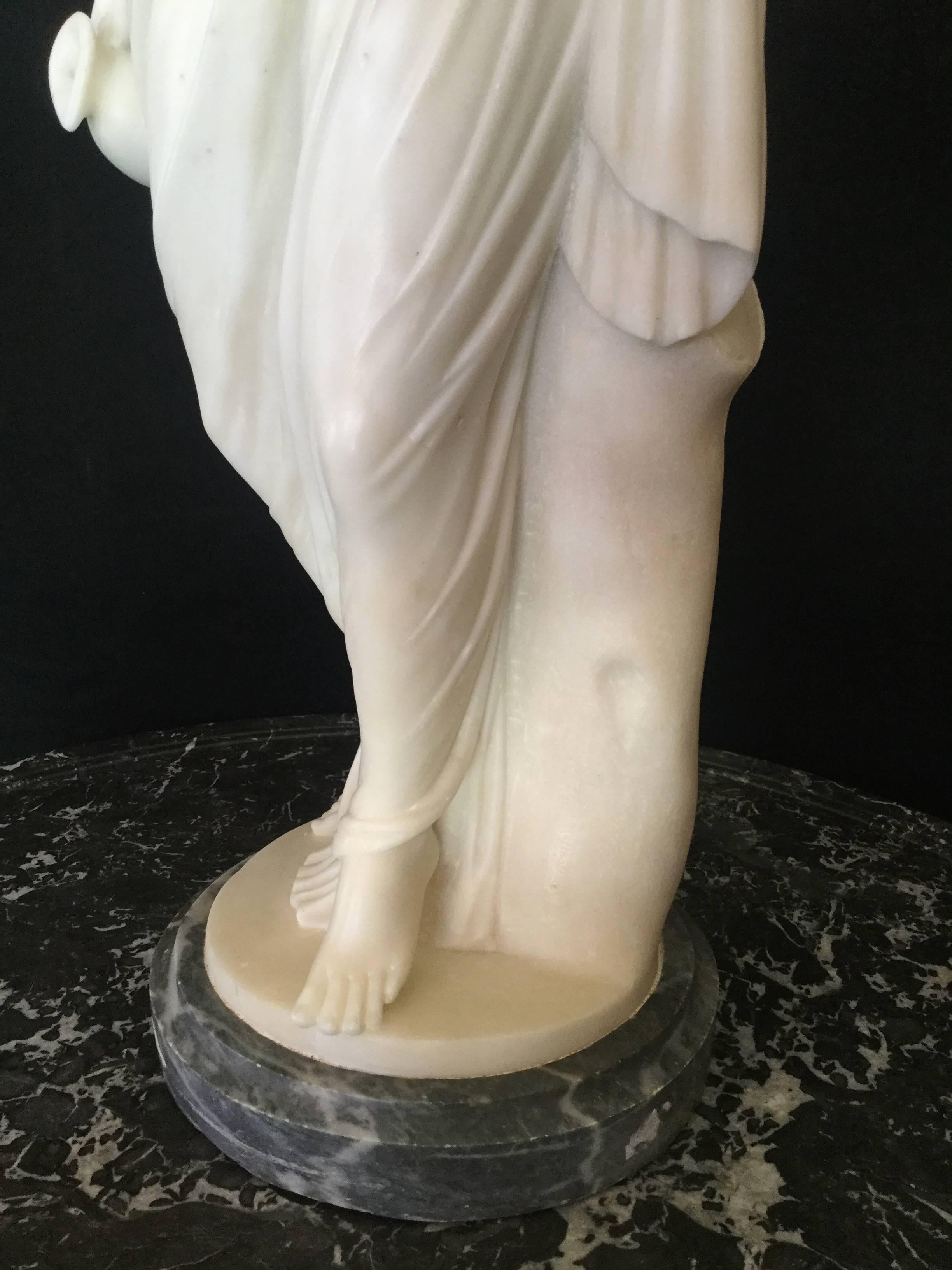 Italian Late 19th Century Carrara Marble Hebe Sculpture In Excellent Condition In Saint Ouen, FR