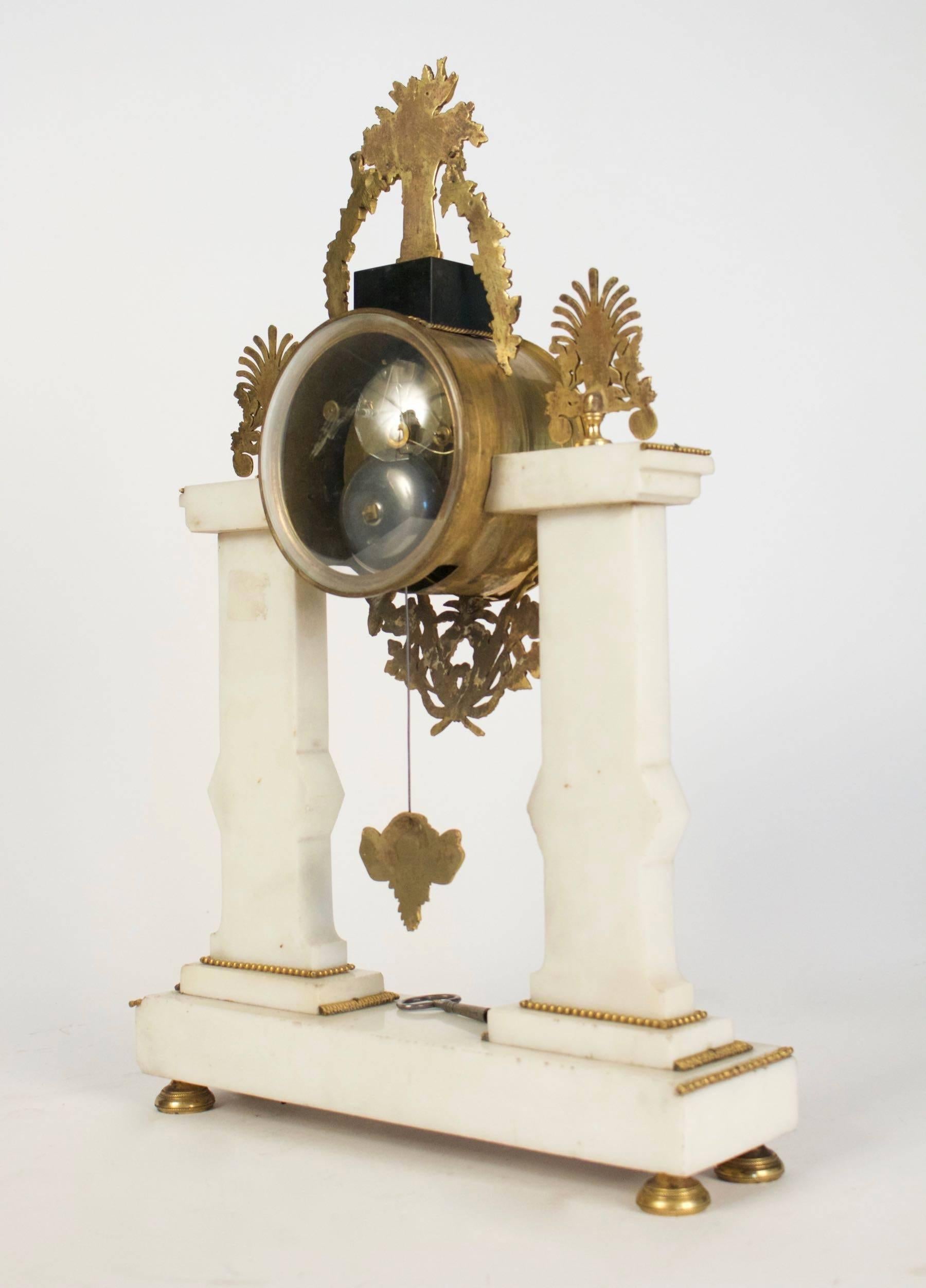 18th Century Directoire Period White Carrara Marble and Ormolu Clock, circa 1795 For Sale