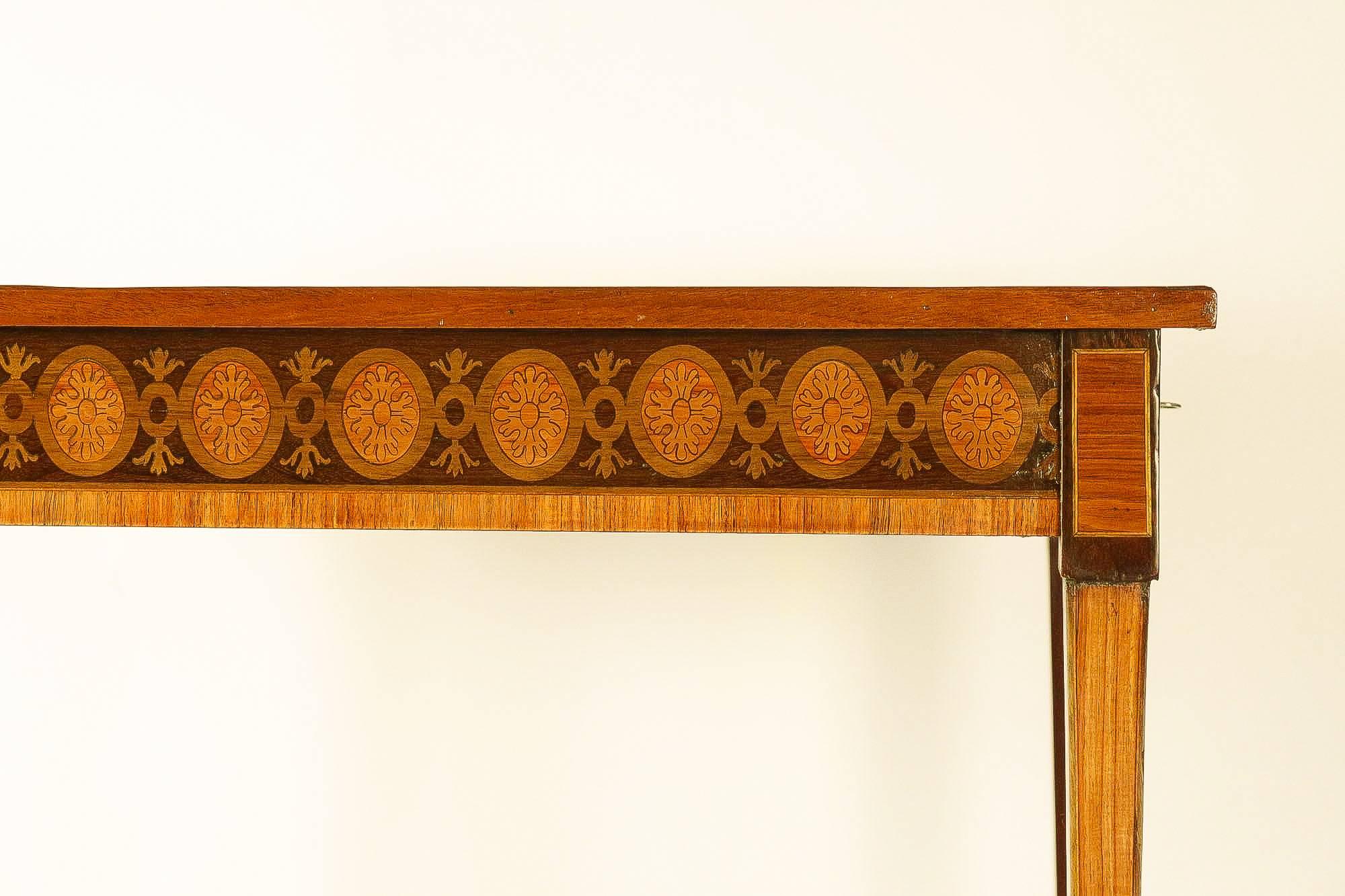 French Directoire Period Inlaid Rosewood and Kingwood Table Ecritoire circa 1795 In Excellent Condition In Saint Ouen, FR