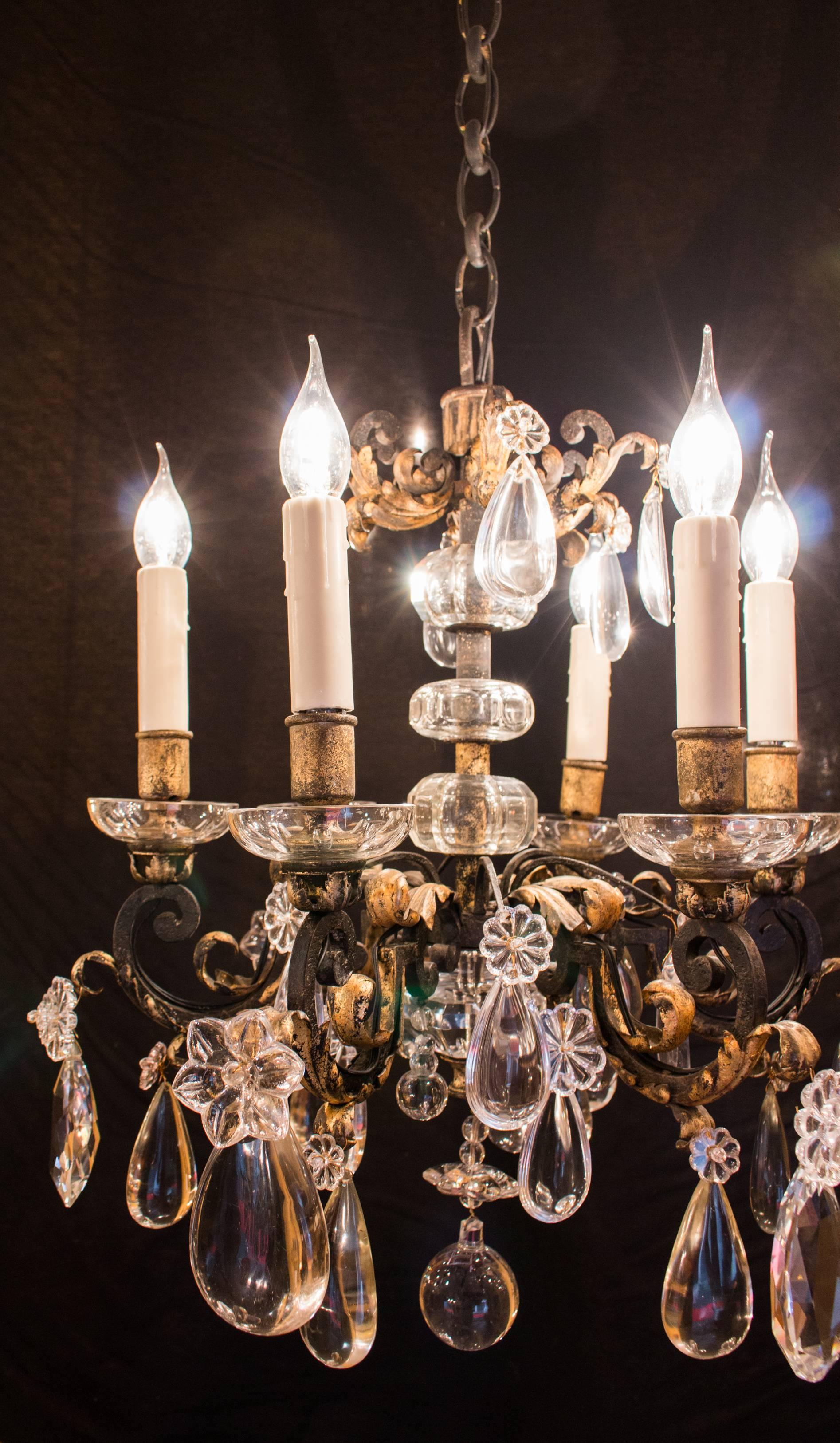 French Iron and Crystal Chandelier Attributed to Maison Baguès, circa 1940 1