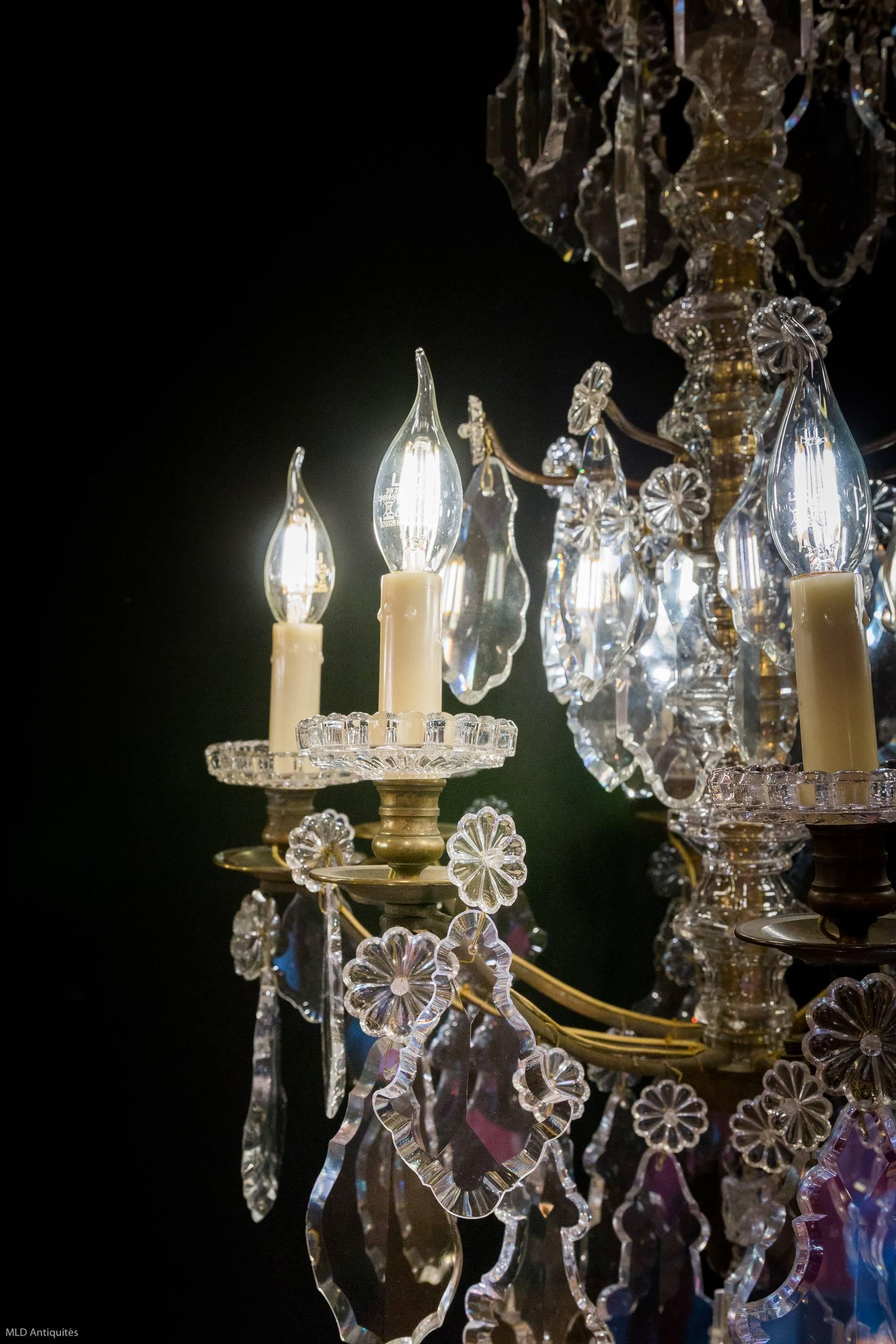 Mid-19th Century Ormolu and Crystal Chandelier by Cristalleries Baccarat, 1860 In Excellent Condition In Saint Ouen, FR