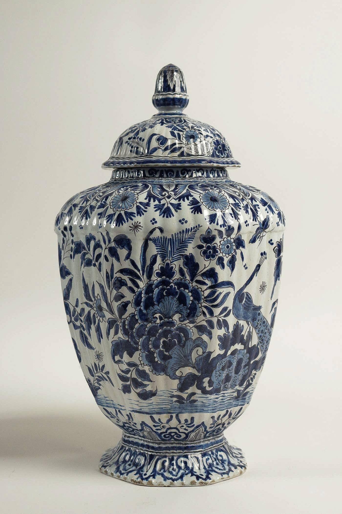 Dutch Netherlands Early 19th Century Pair of Delft Vases, Circa 1820-1840