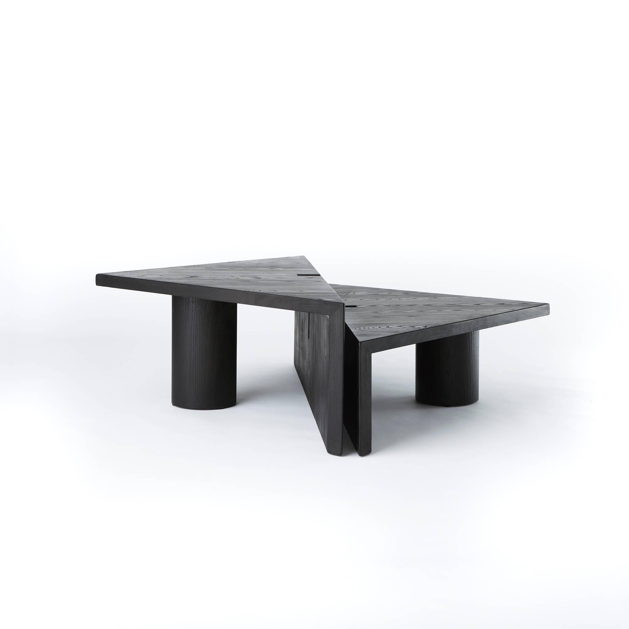 apparatus coffee table