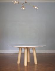 Fort Standard Column Dining Table Round