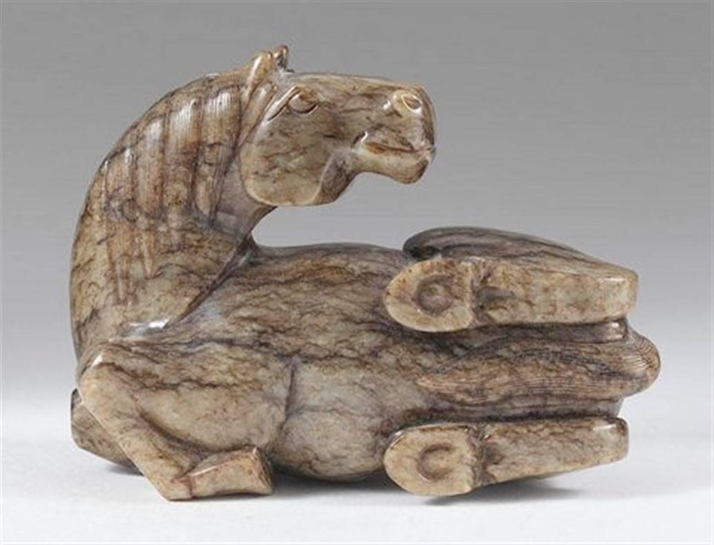 Chinese Recumbent Horse Carved of Mottled Black and White Nephrite Jade In Good Condition In New York, NY