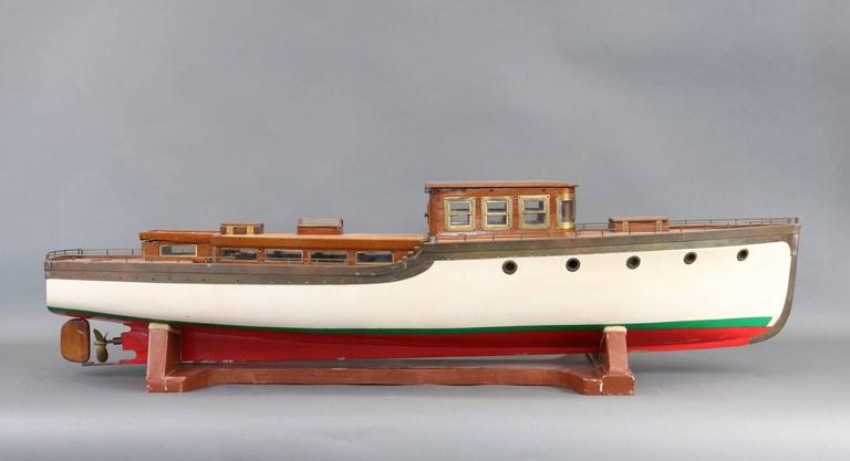 Vintage Runabout Model For Sale at 1stDibs