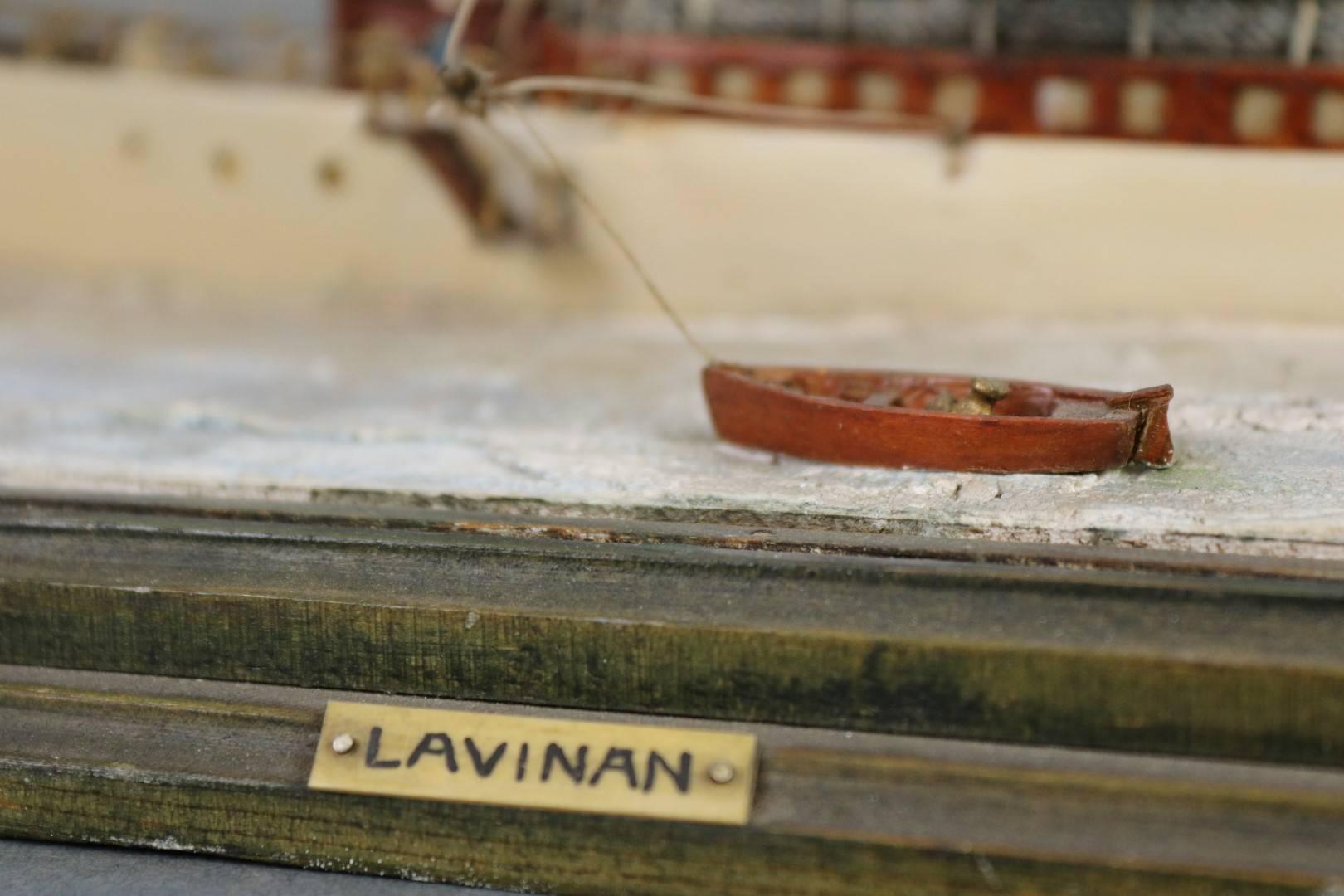 Detailed Model of Schooner Yacht Lavinan In Good Condition In Norwell, MA