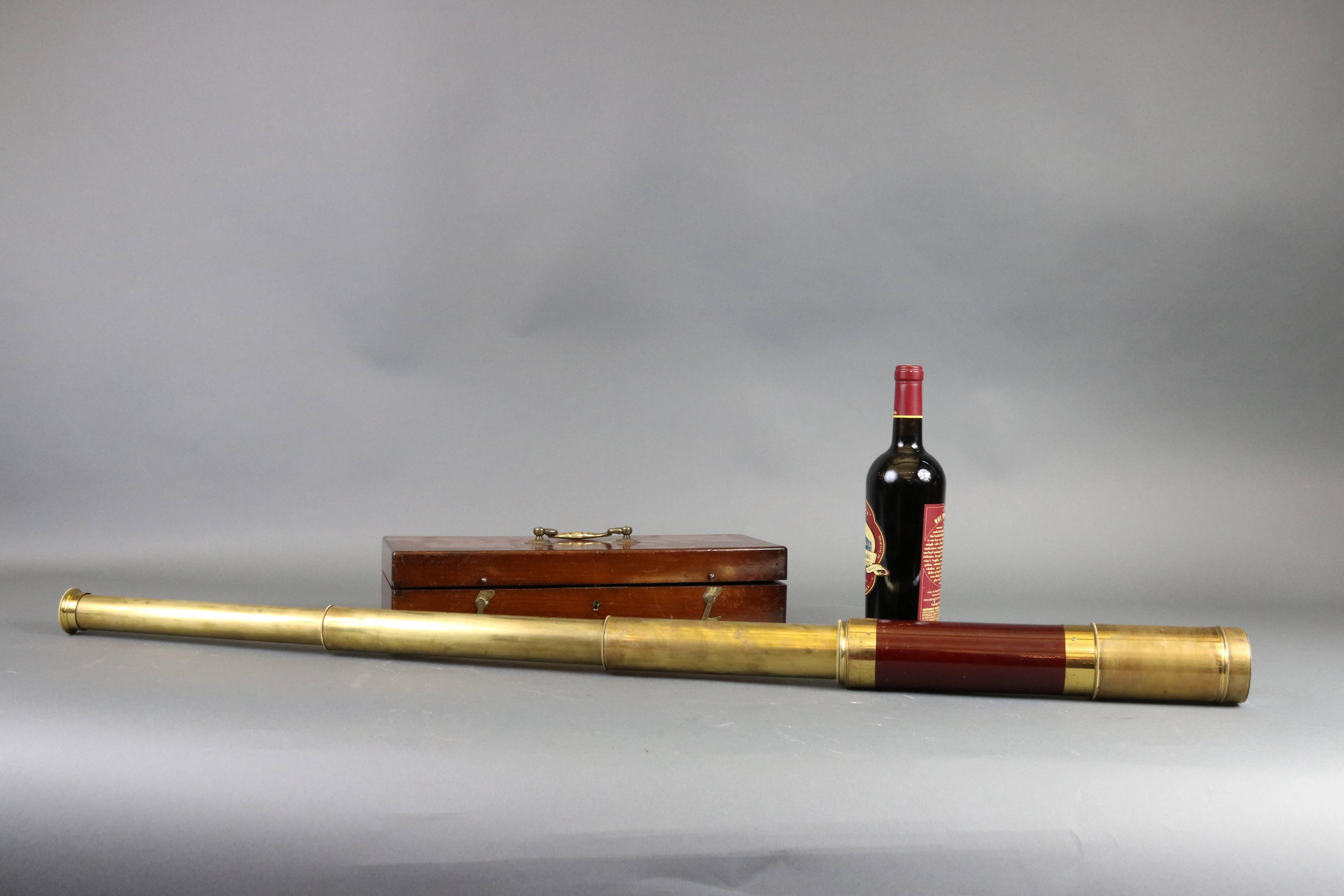 Late 18th-Early 19th Century Three-Draw Spyglass In Good Condition In Norwell, MA