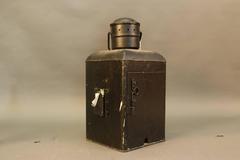 Lanterne de navire antique