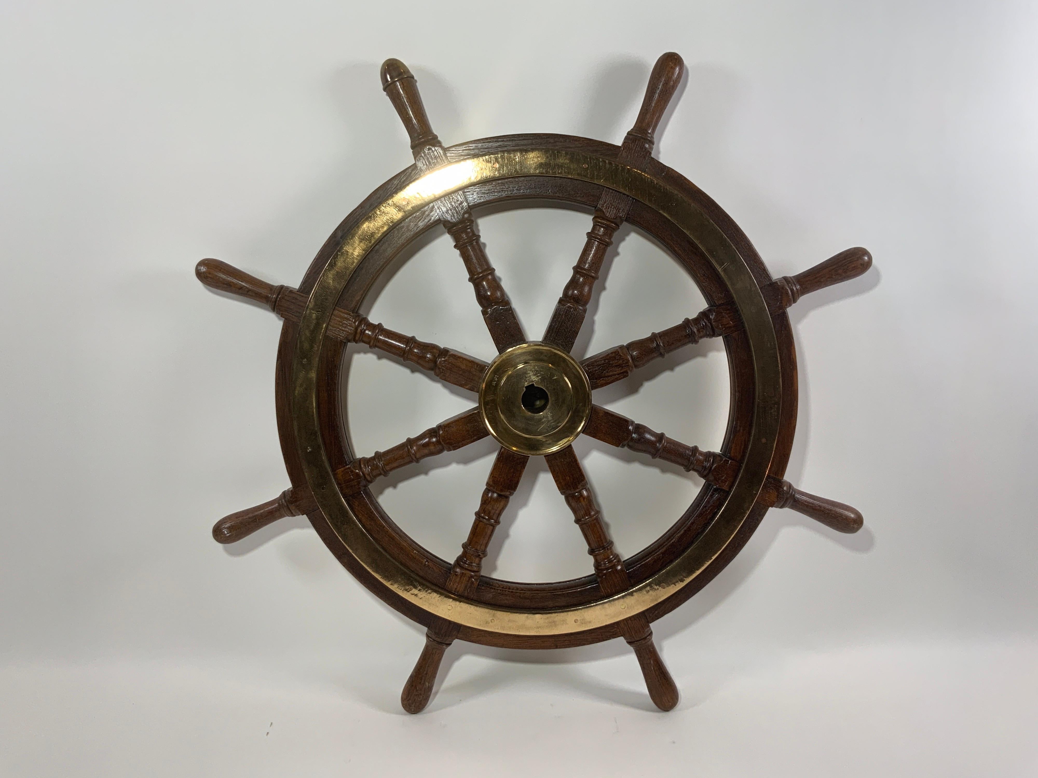 Eight Spoke Ship's Wheel In Good Condition In Norwell, MA