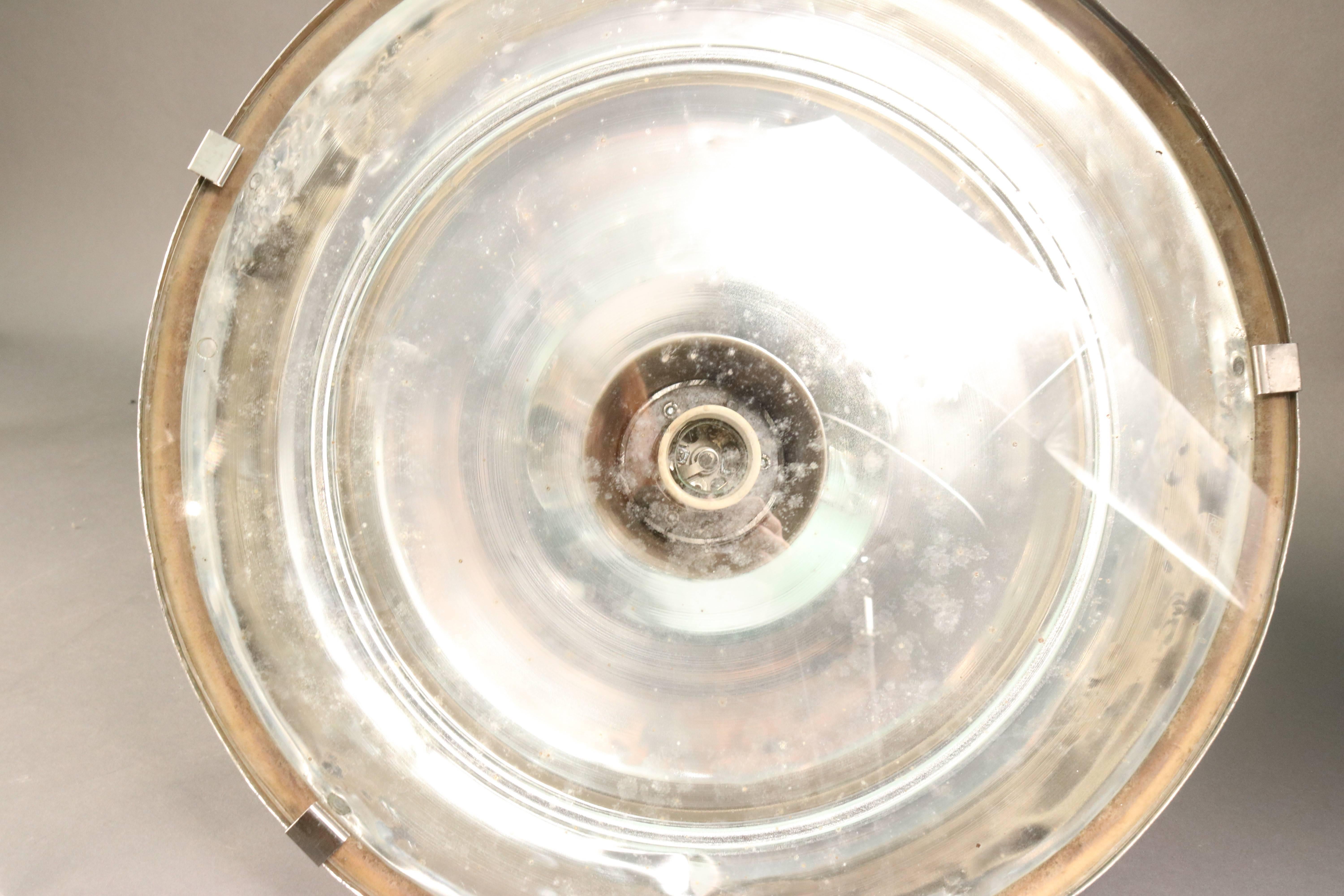 Luce di carico della nave, alluminio. Con presa di corrente