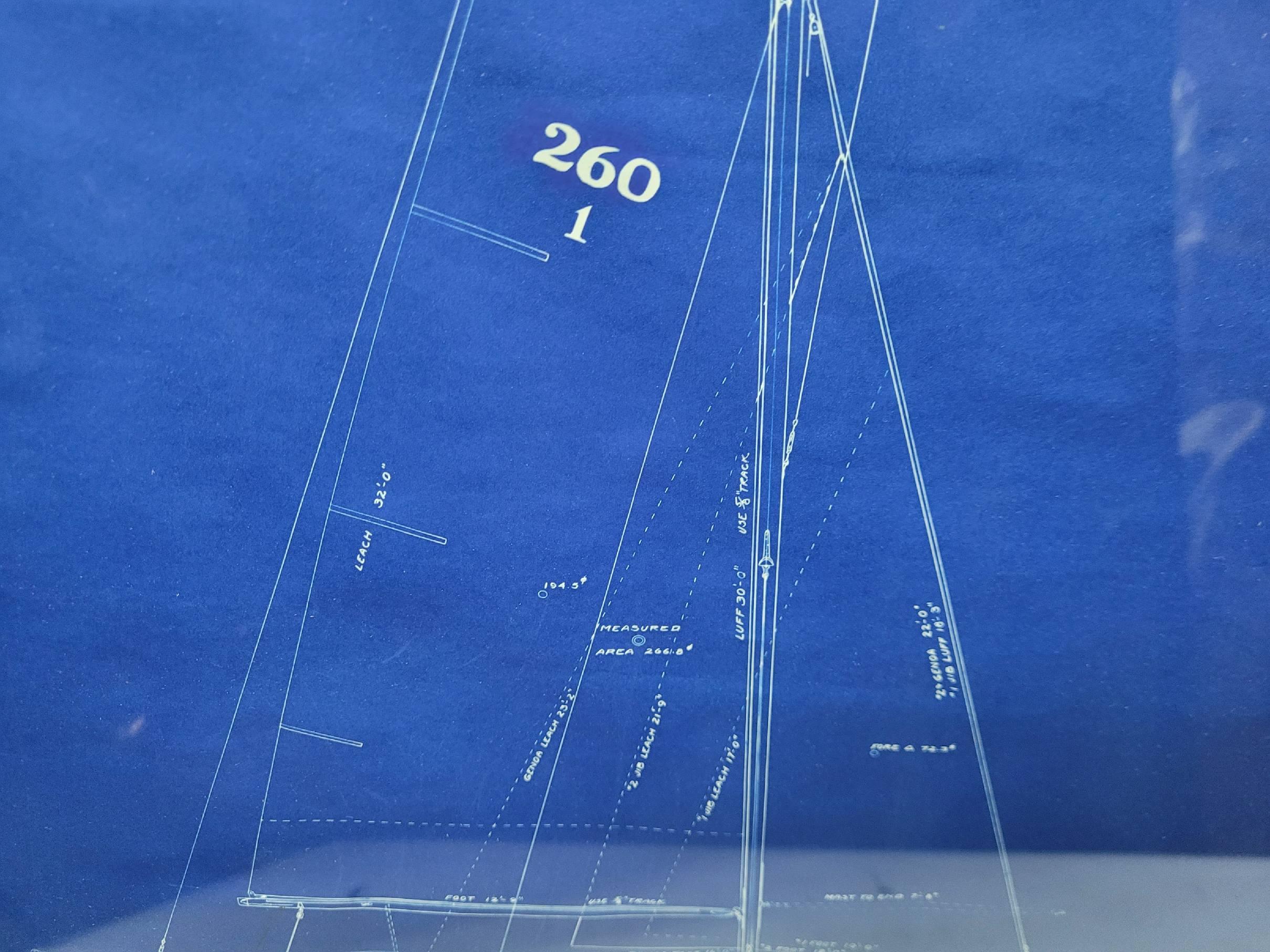Milieu du XXe siècle Plan de voilure original pour le yacht de classe 260, par George Lawley en vente
