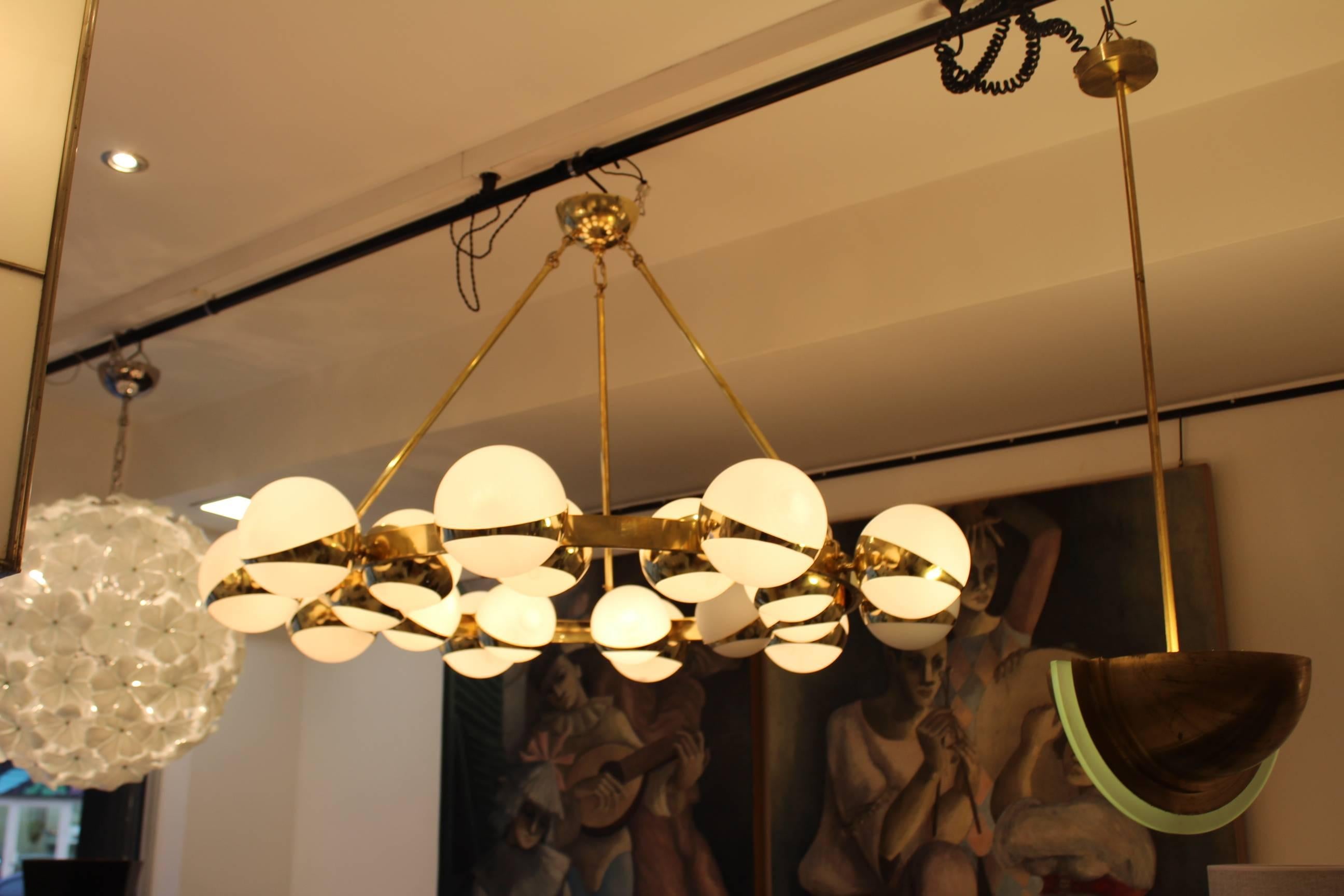 Italian Twenty Globes Circle Chandelier 2