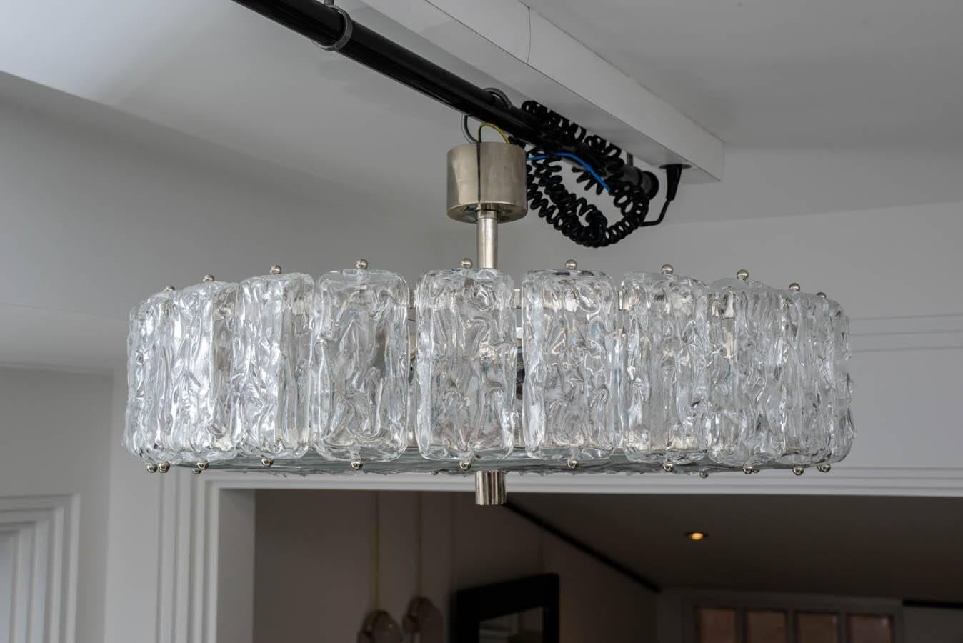 Italian Murano Frosted Glass Chandelier For Sale