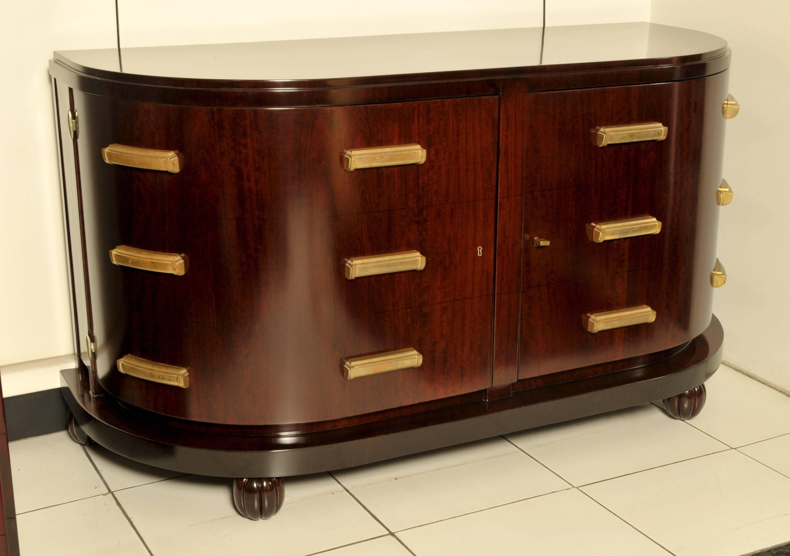 Gorgeous Chest in Wood and Original Gilded Bronze Handles, circa 1925 1