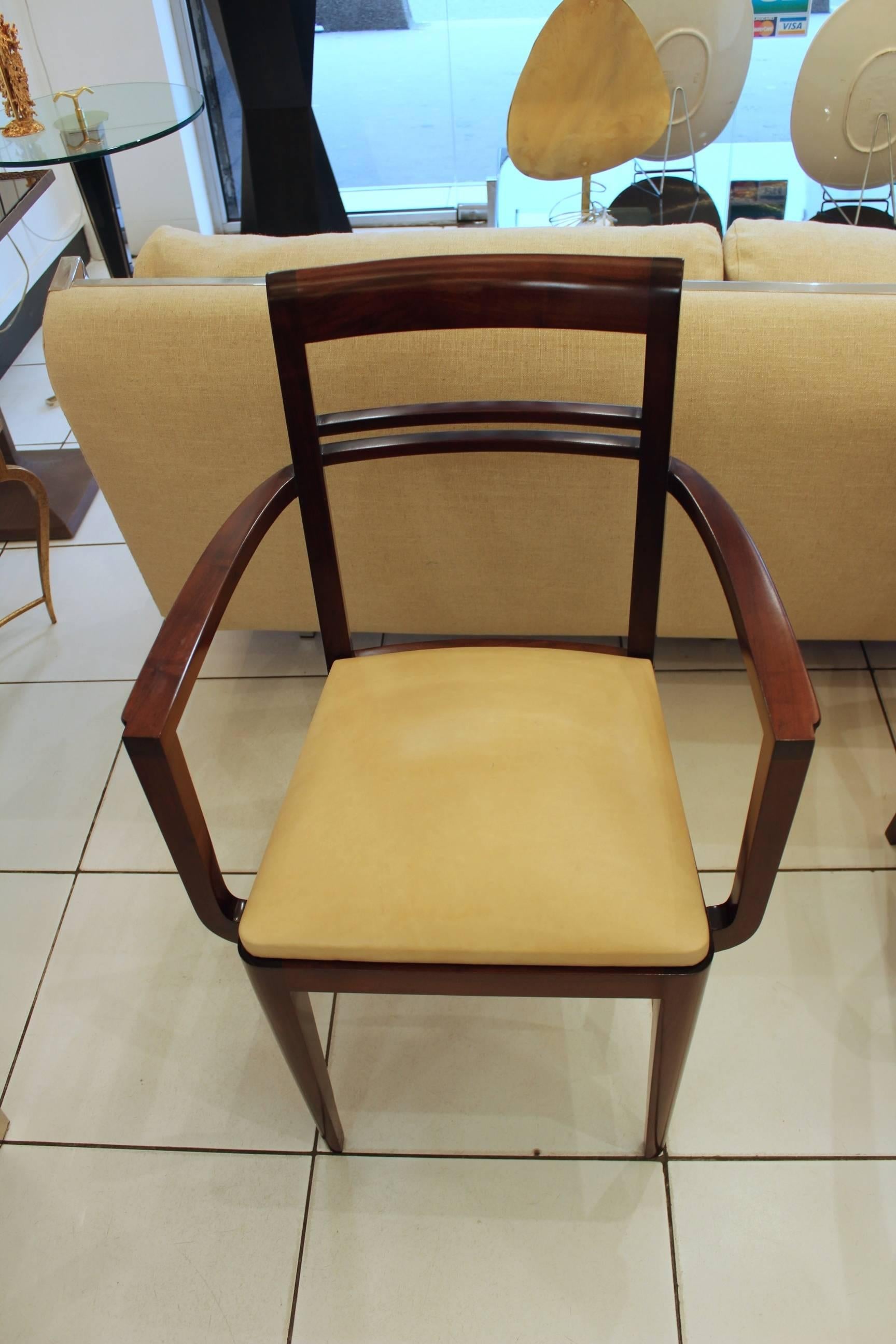 Leather Pair of Elegant Art Deco Armchairs, circa 1930 For Sale