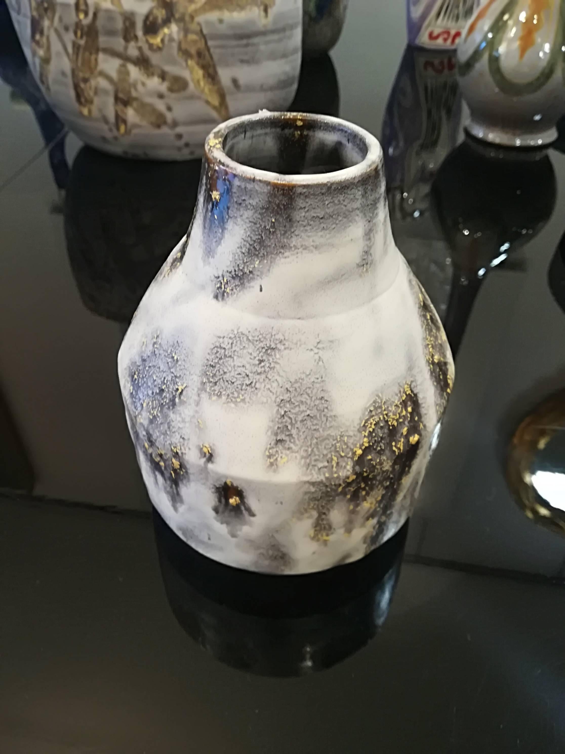 Marcello Fantoni (born 1915) beautiful ceramic vase, circa 1960, signed, in excellent condition.
 