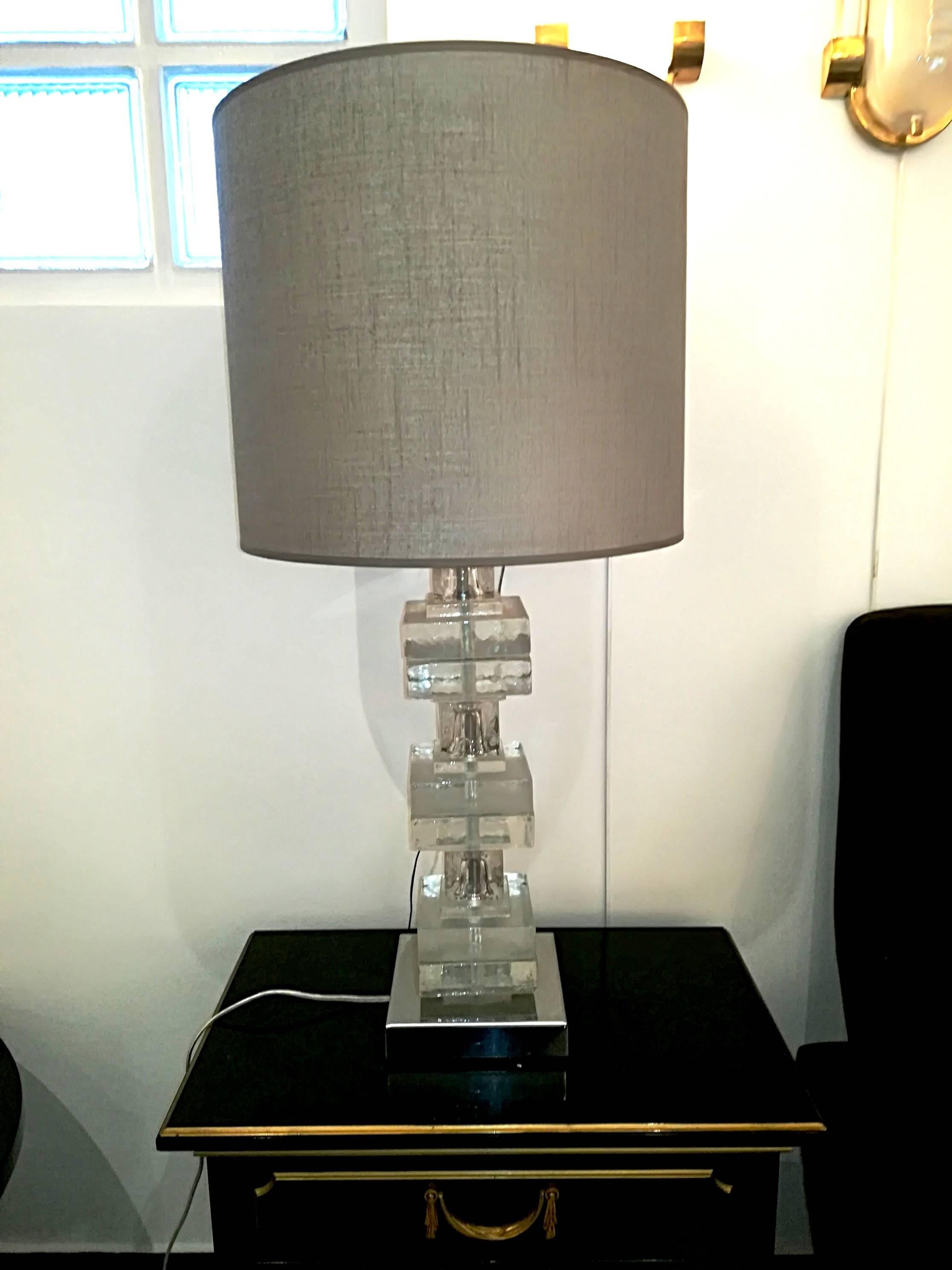 Elegant Pair of Glass Table Lamps 5