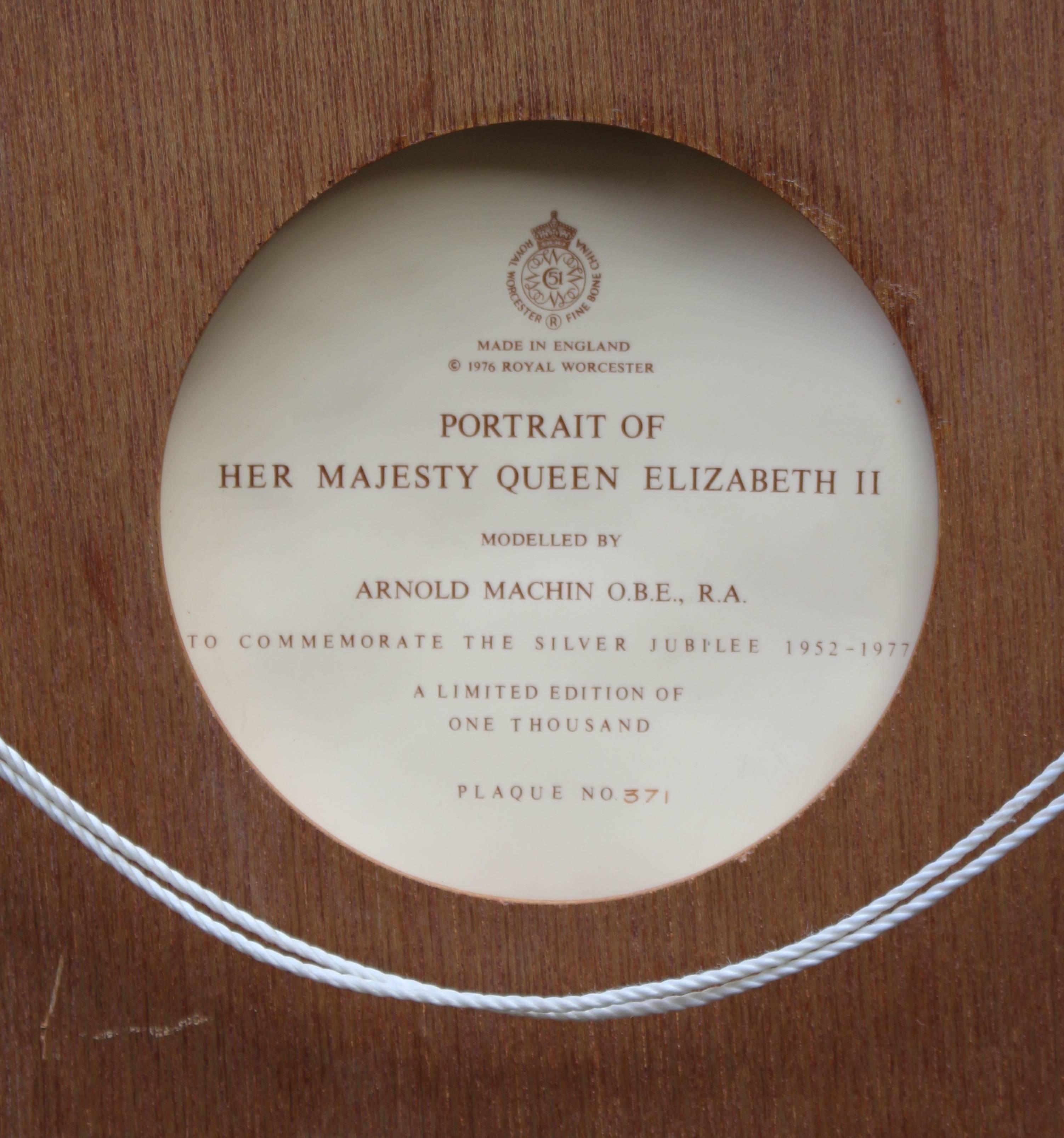20th Century Royal Worcester Arnold Machin Framed Plaque of Queen Elizabeth II