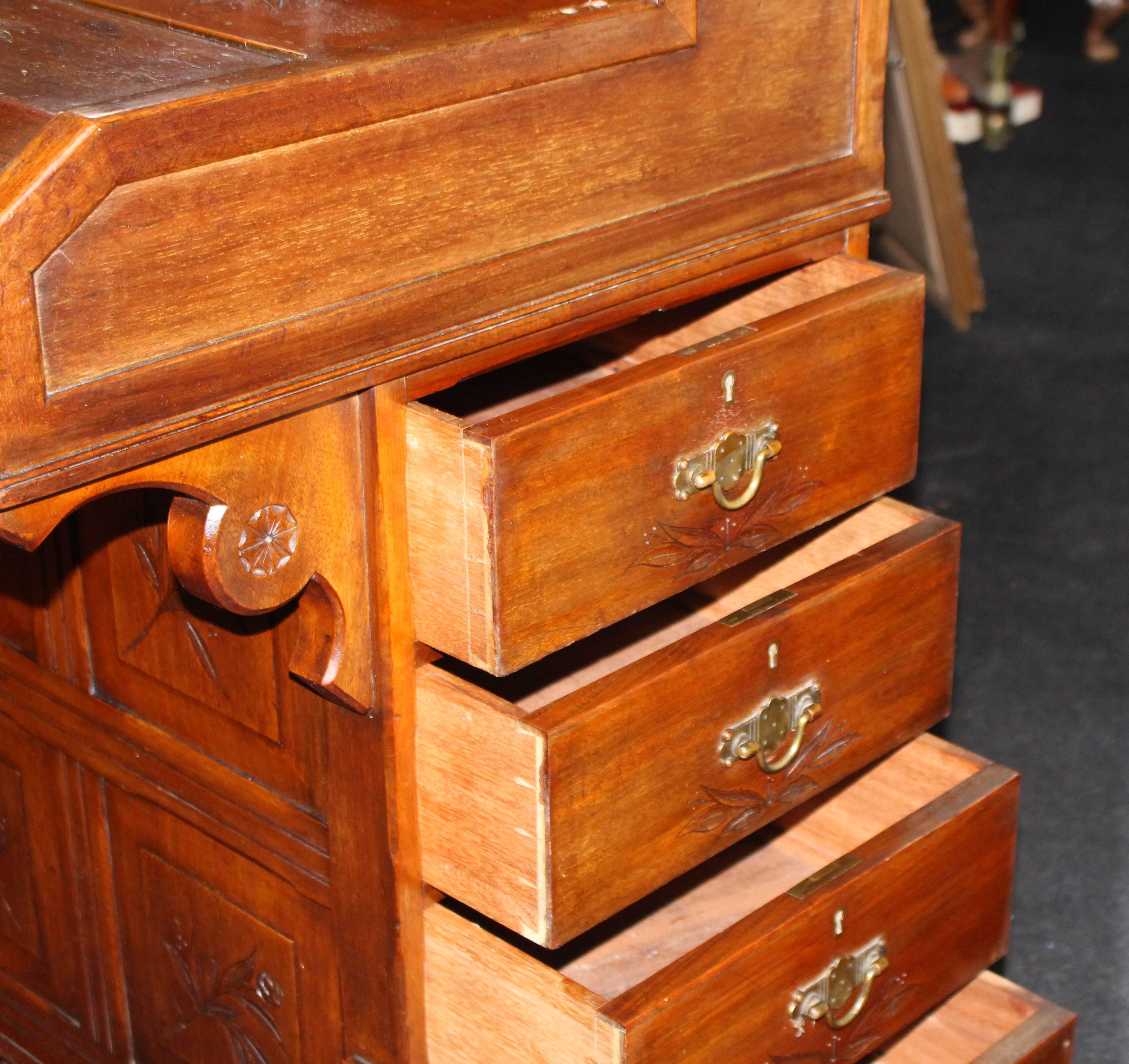 Pair of Late 19th Century 'Jack-in-the-box' Davenports 6