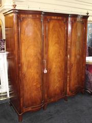 Quality Flame Mahogany Serpentine Fronter Triple Wardrobe Armoire 