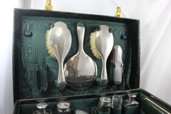 Fine Early 20th Century Walker & Hall Cased Silver Travelling Vanity Case