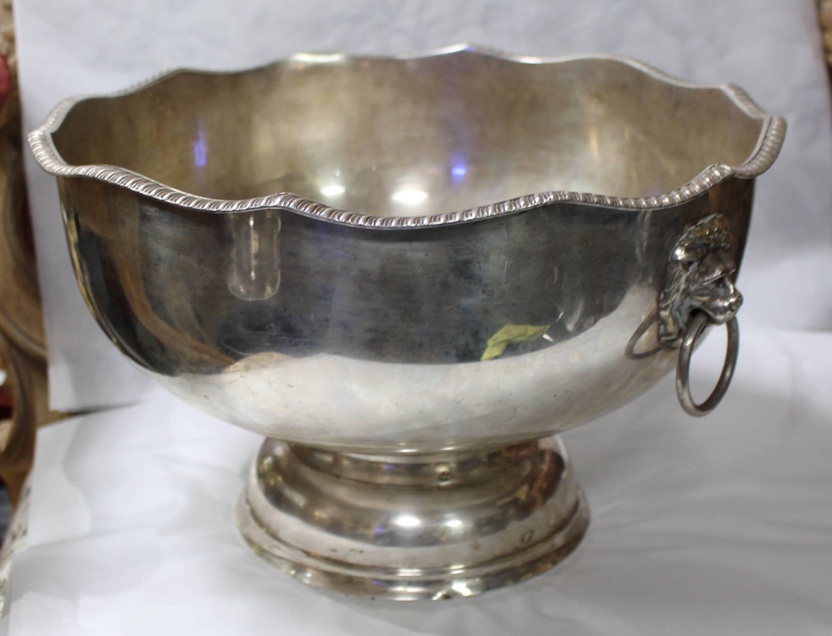 Bowl
Composition silver on copper
Measures: Width 35 cm / 13 3/4 in
Depth 33 cm / 13 in
Height 20 cm / 8 in
Condition good condition commensurate with age. Wear to the silver plate (where the copper underneath can be seen), as pictured
Good