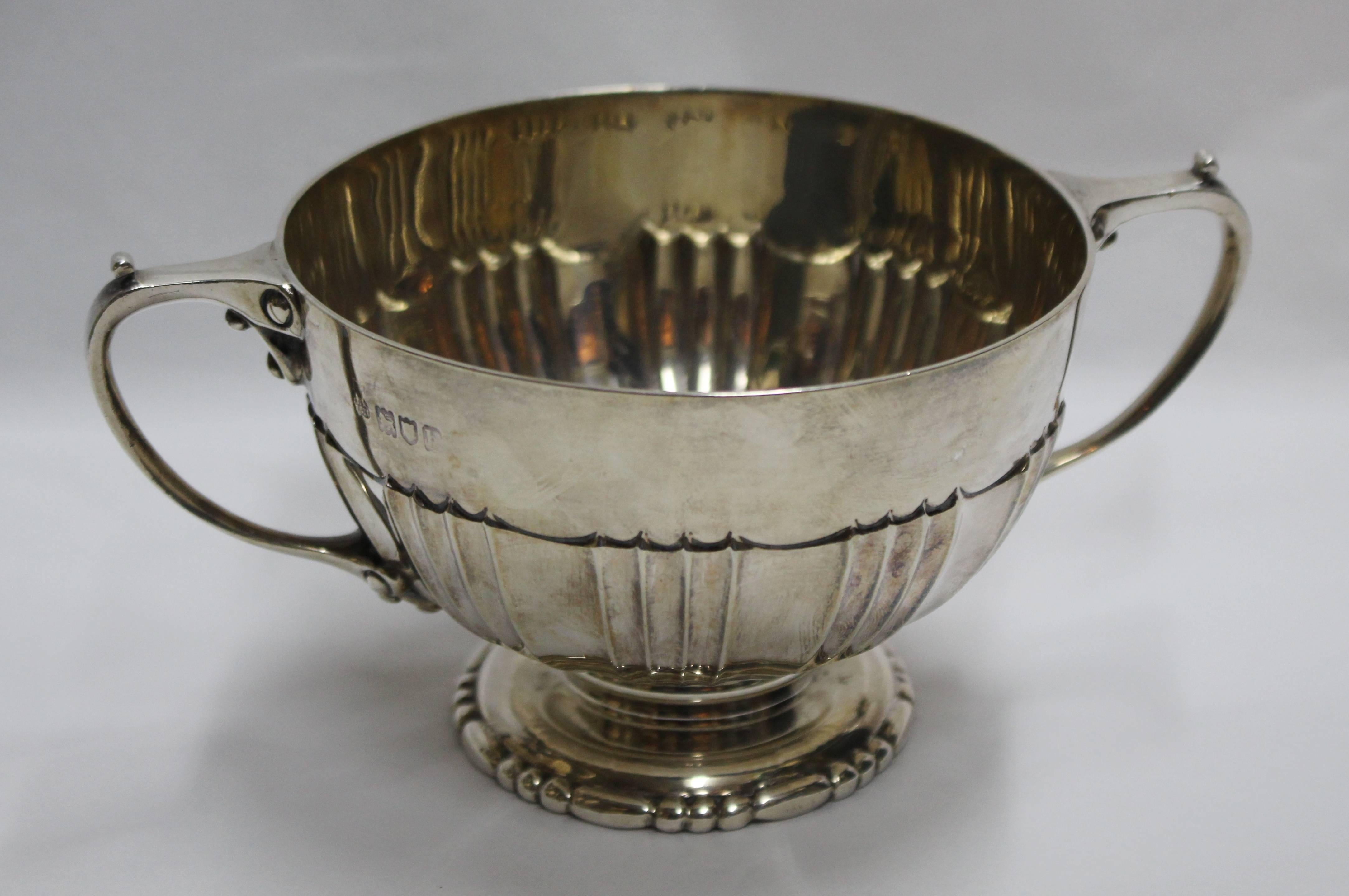 Period Edwardian, English
Maker James Wakely & Frank Clarke Wheeler, London
Hallmark London 1903
Measures: Width 16 cm / 6 1/4 in
Depth 11 cm / 4 1/4 in
Height 8 cm / 3 in
Weight 245.9 g
Condition very good condition commensurate with