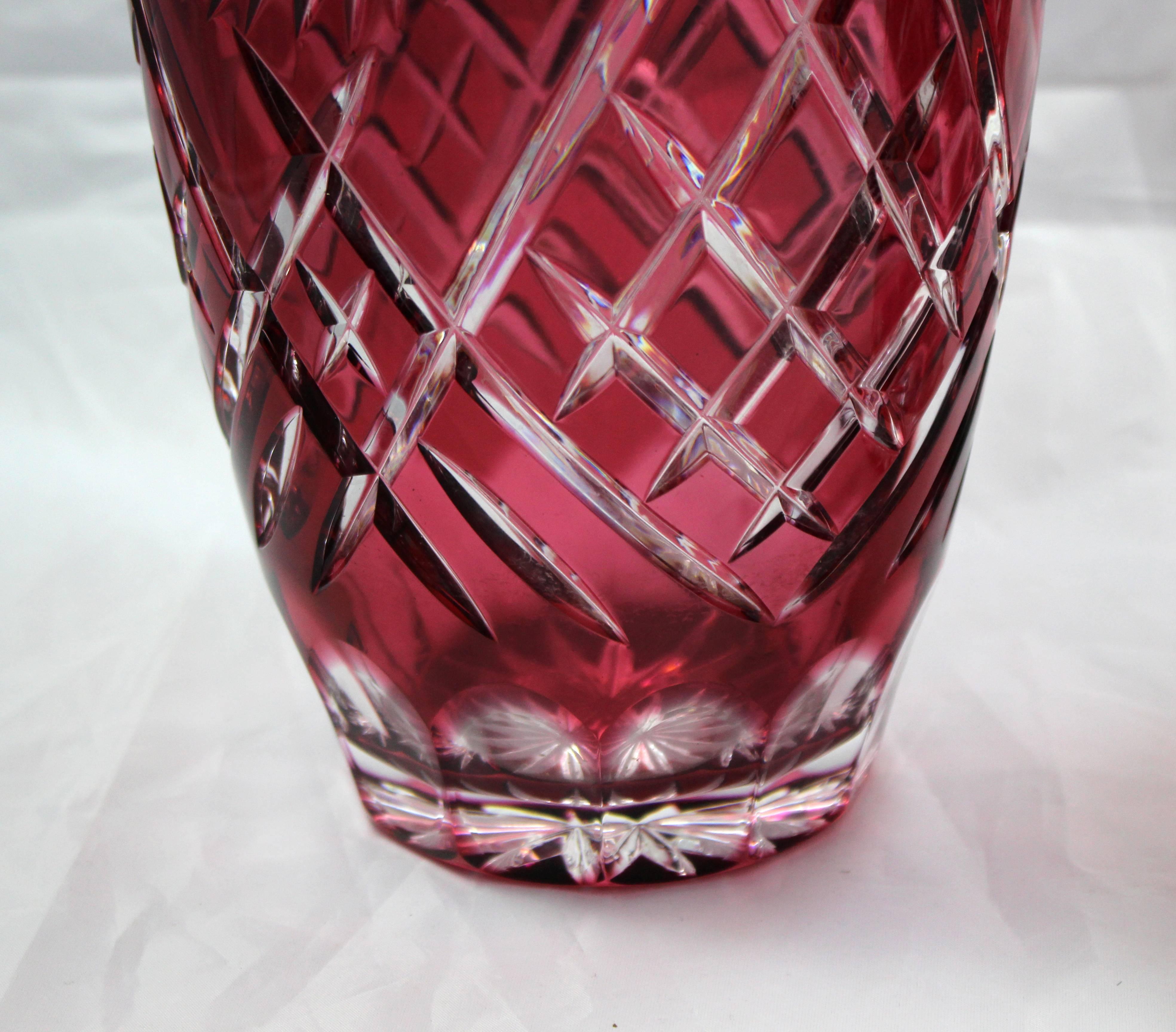 Pair of Ruby Overlay Crystal Cut Glass Vases In Excellent Condition In Worcester, Worcestershire