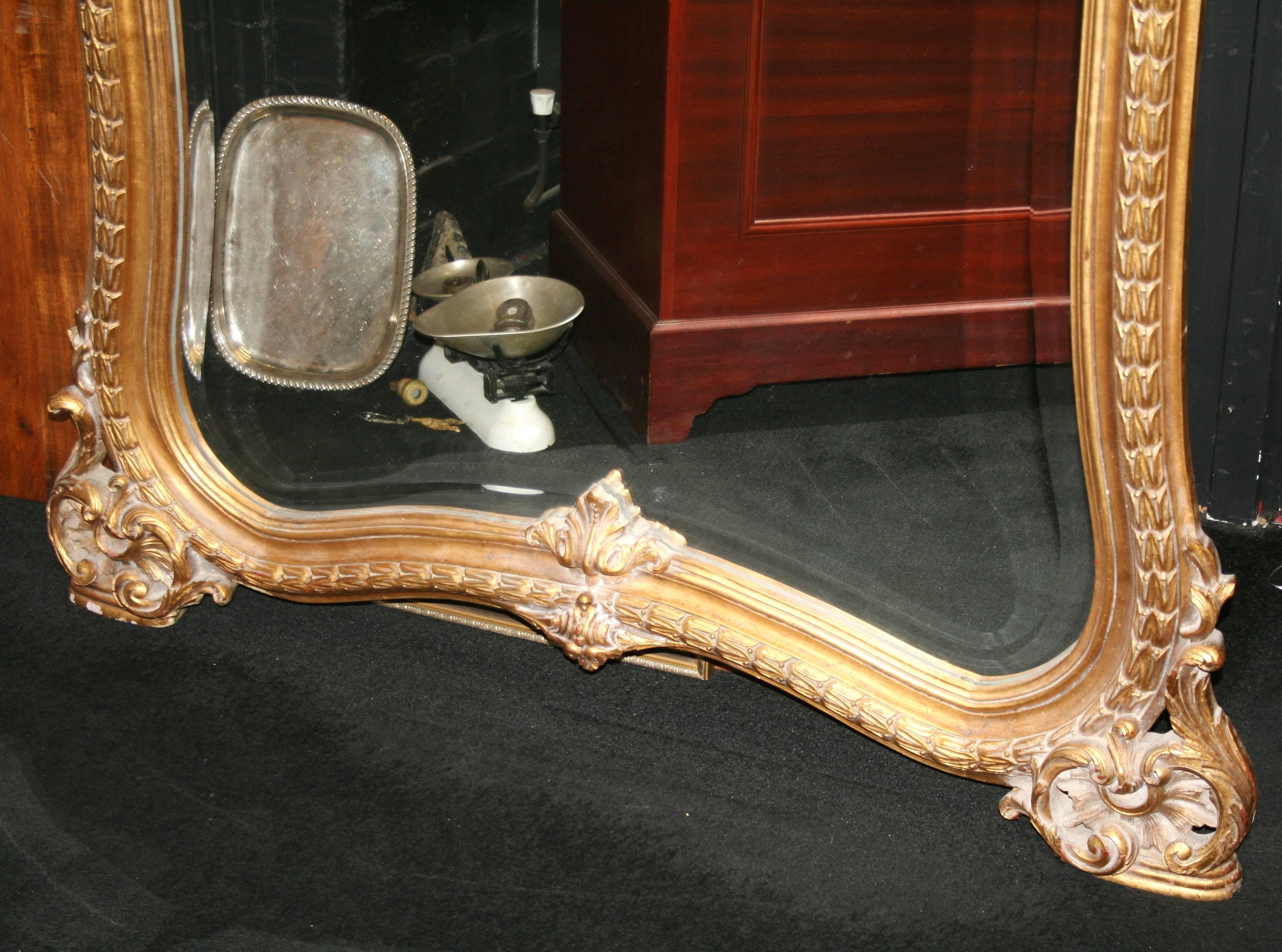Fine Pair of Hand-Carved Gilt Louis XV Style Mirrors 3