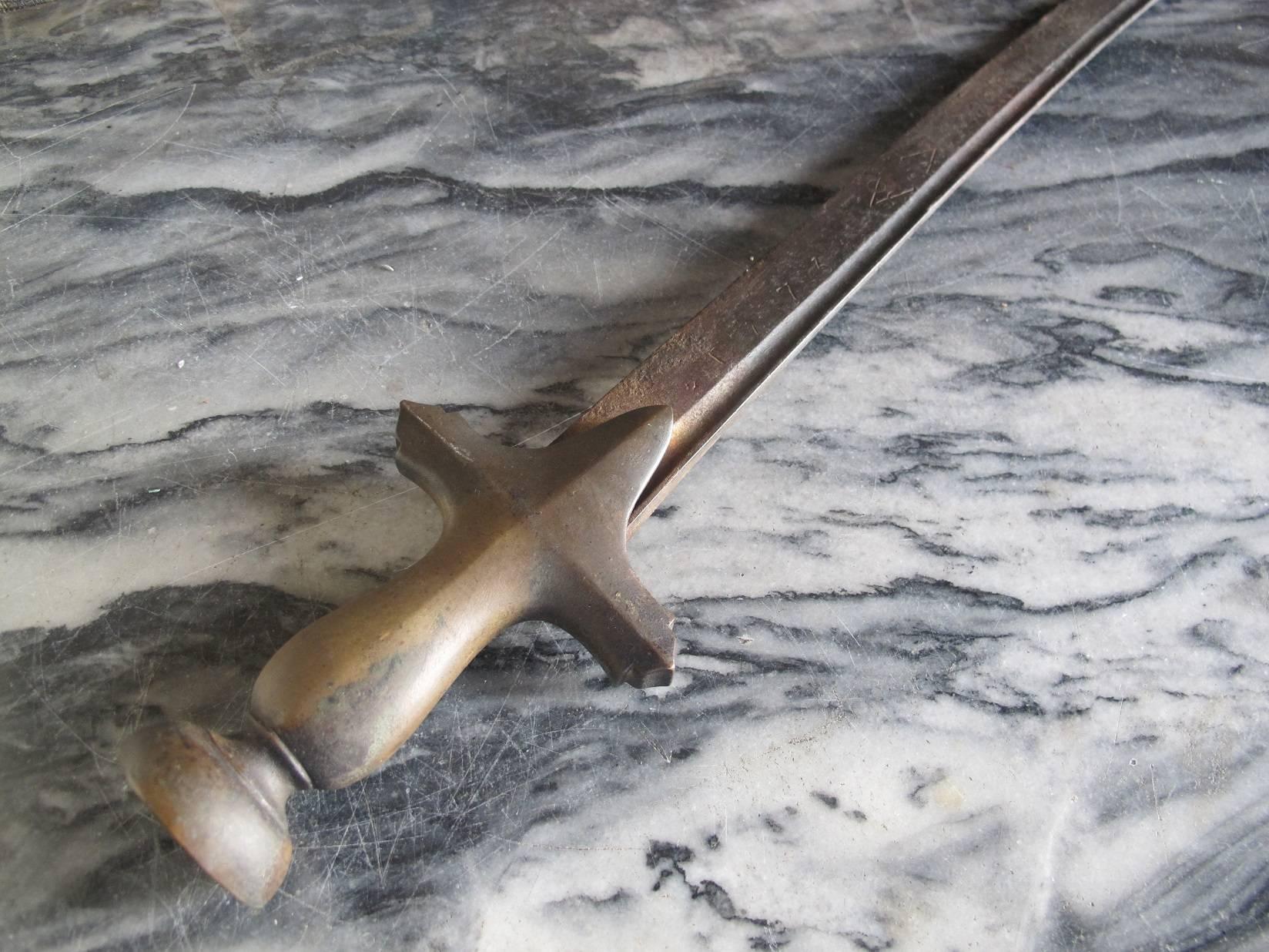 Dutch VOC Sword or Saber Dated 1773 In Good Condition In Heukelum, Gelderland