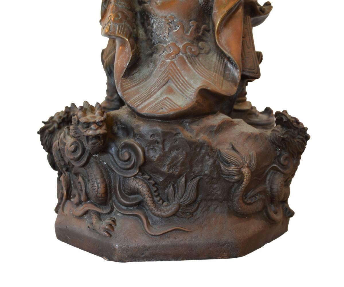 chinese war god statue